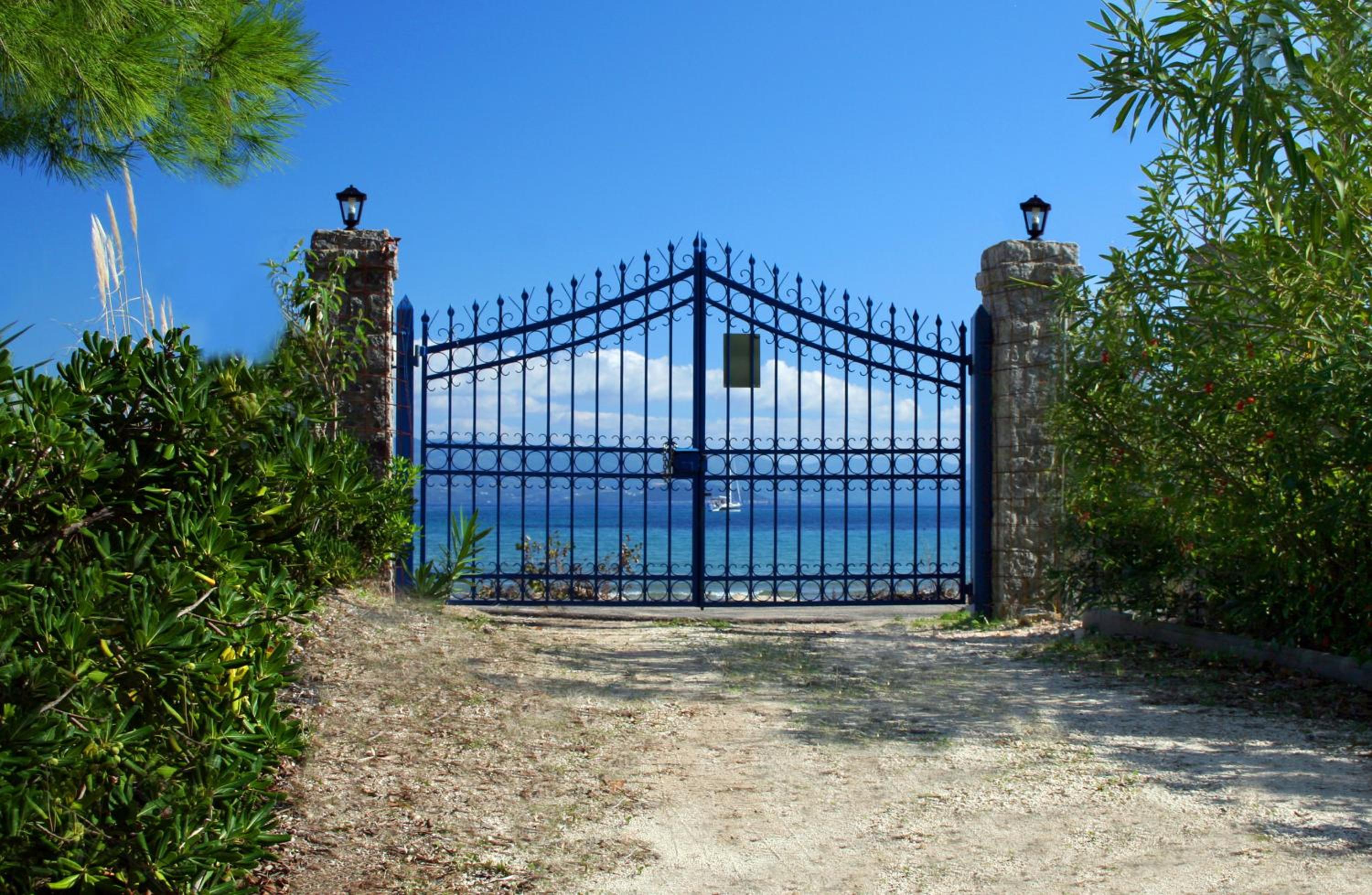 Villa - Beach Front photo 2