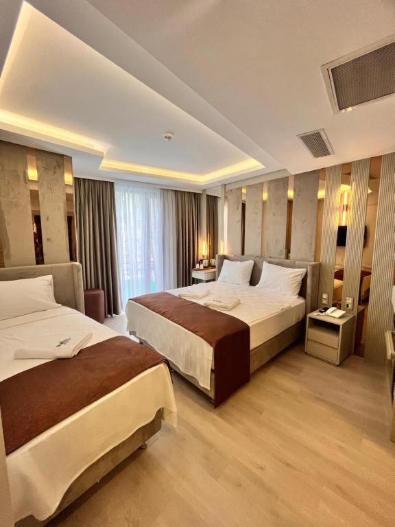 Deluxe Triple Room photo 2