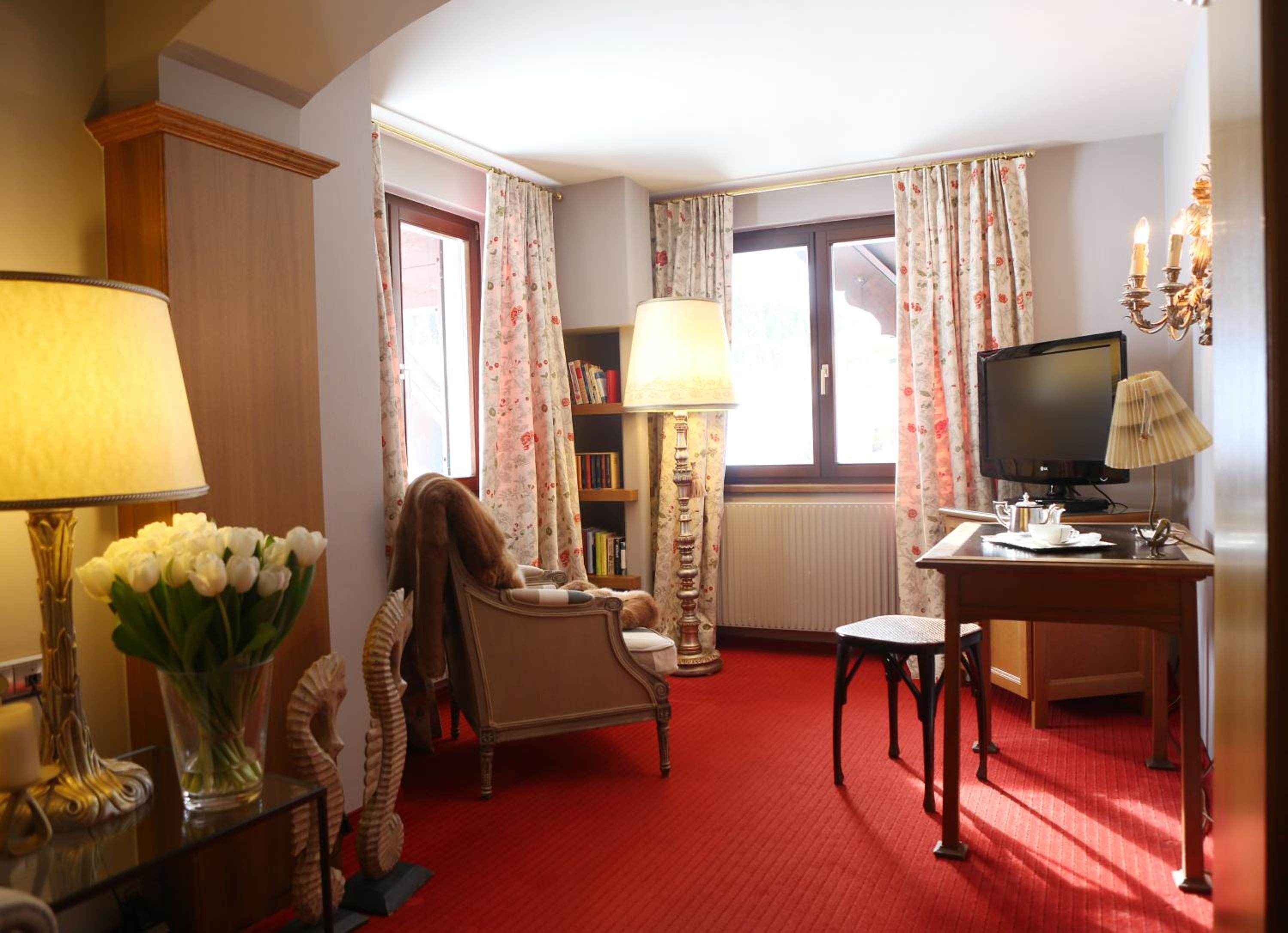 Deluxe Junior Suite
