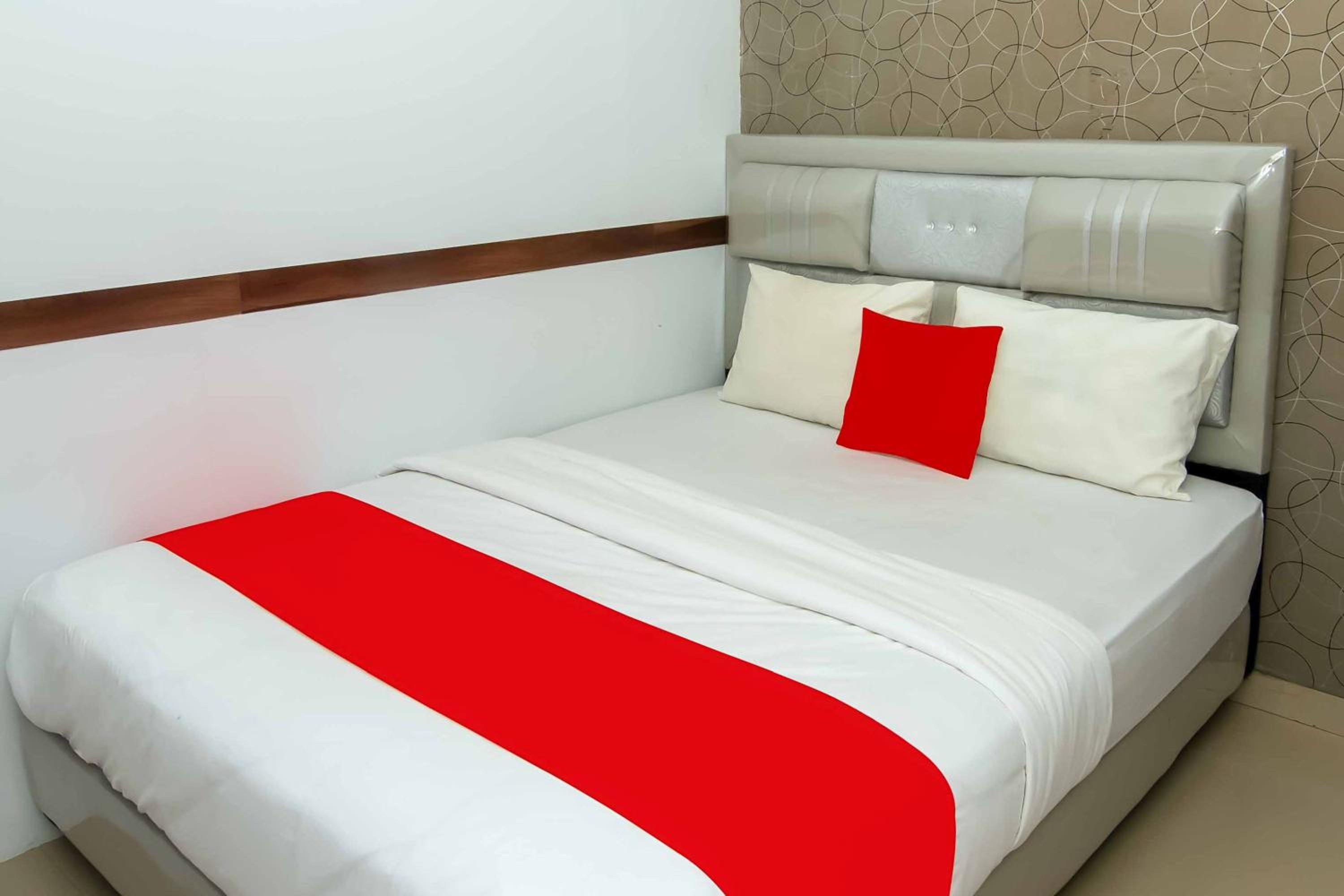 Standard Double Room - Photo 3
