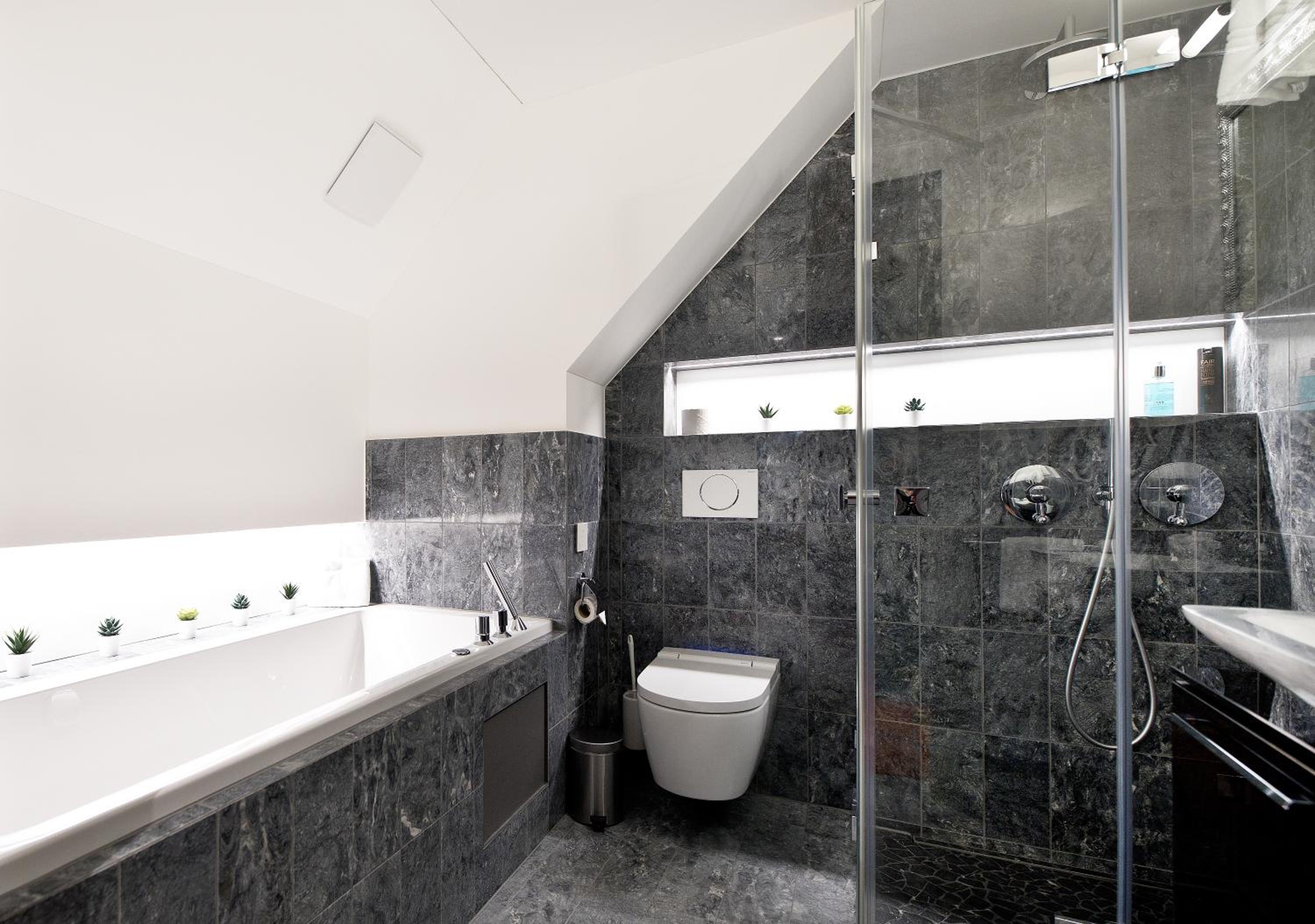 Deluxe Double Room with Bath photo 2