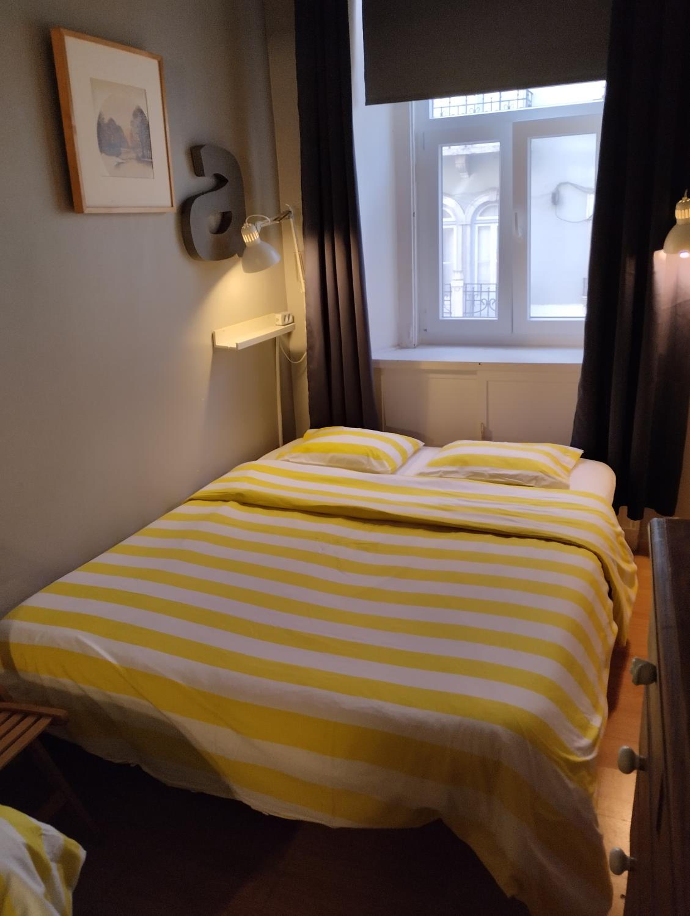 Triple Room with Private Bathroom - Photo 9