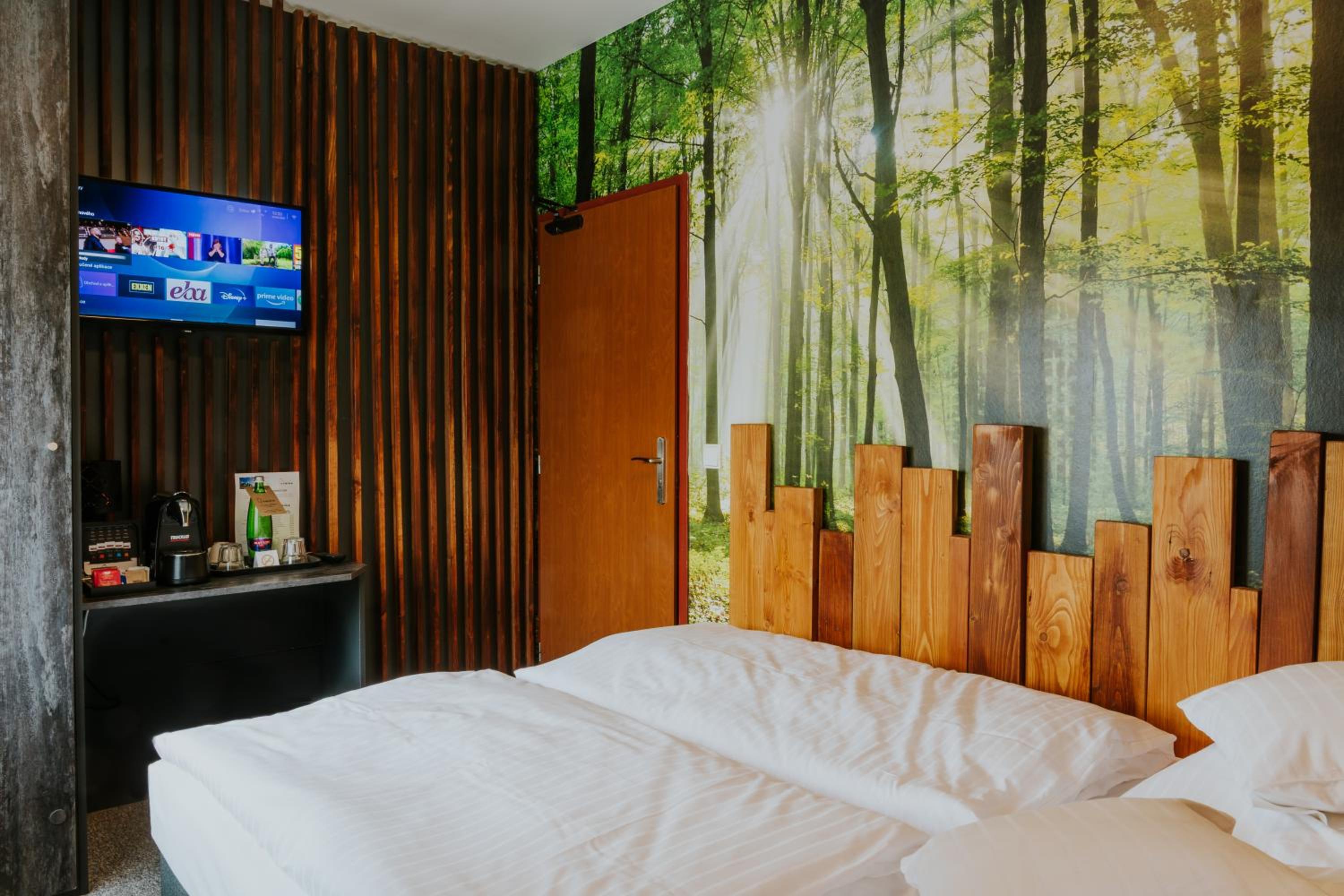 Double Room with Private Bathroom photo 3