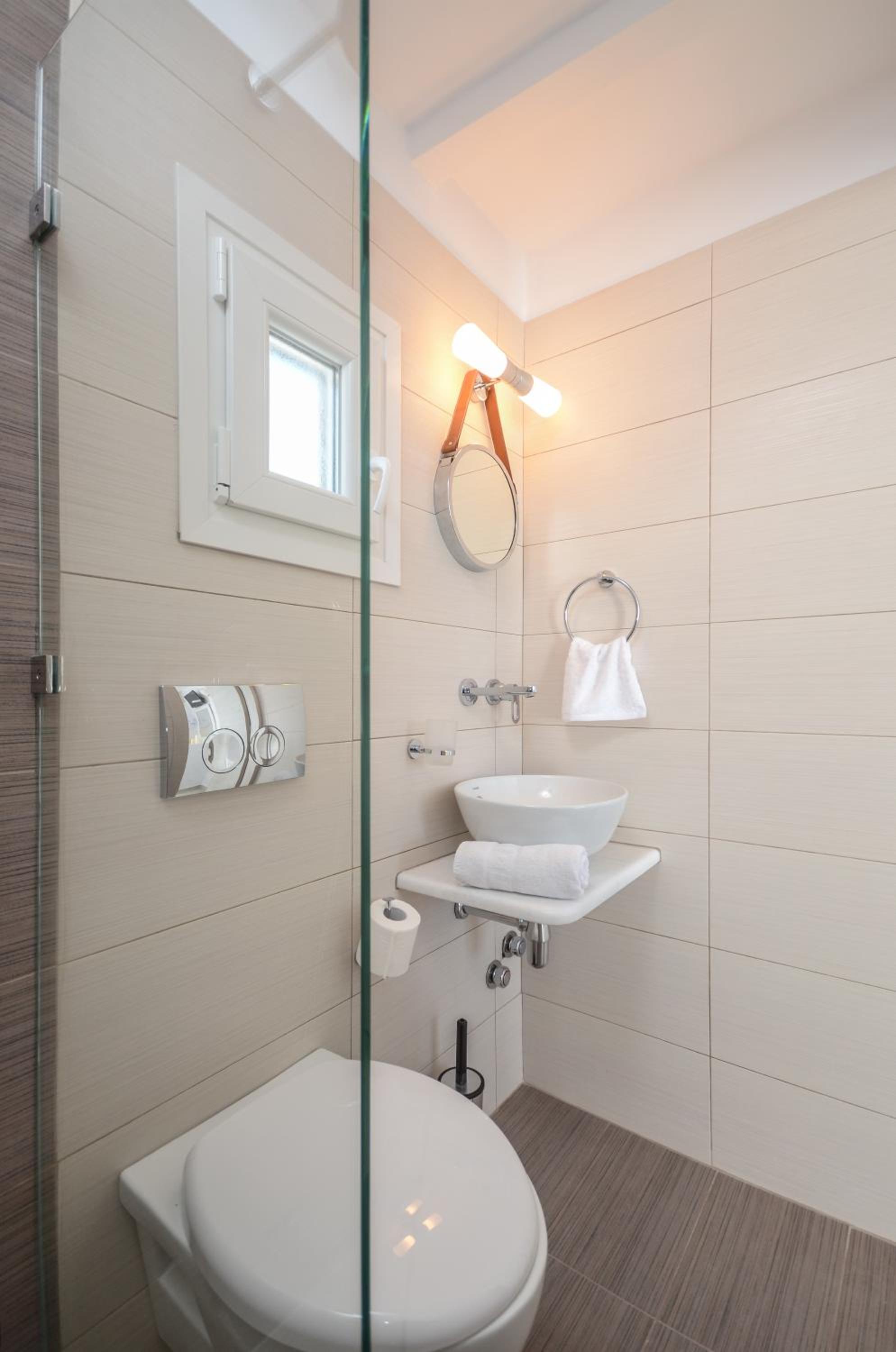 Studio (2 Adults) with Sea View photo 2