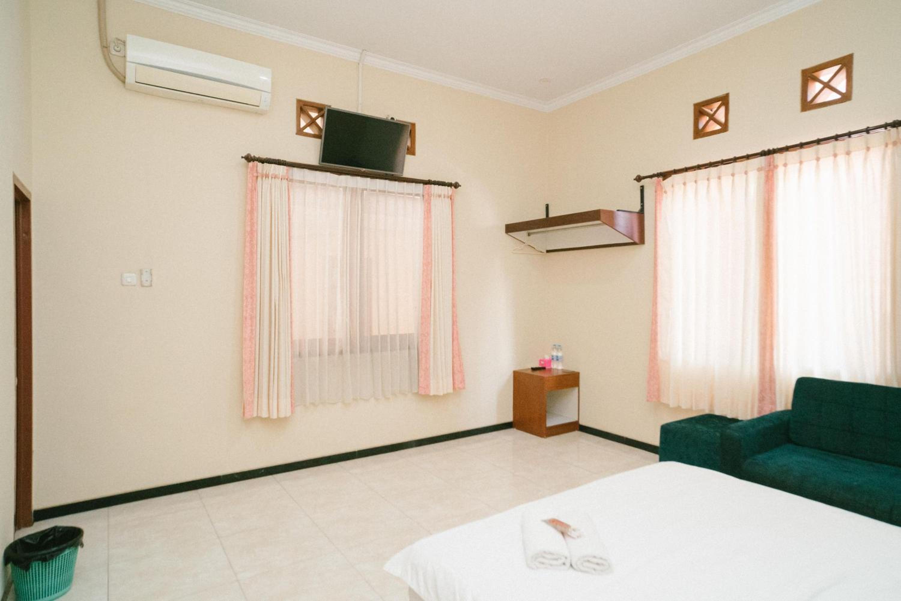 Superior Double Room - Photo 11