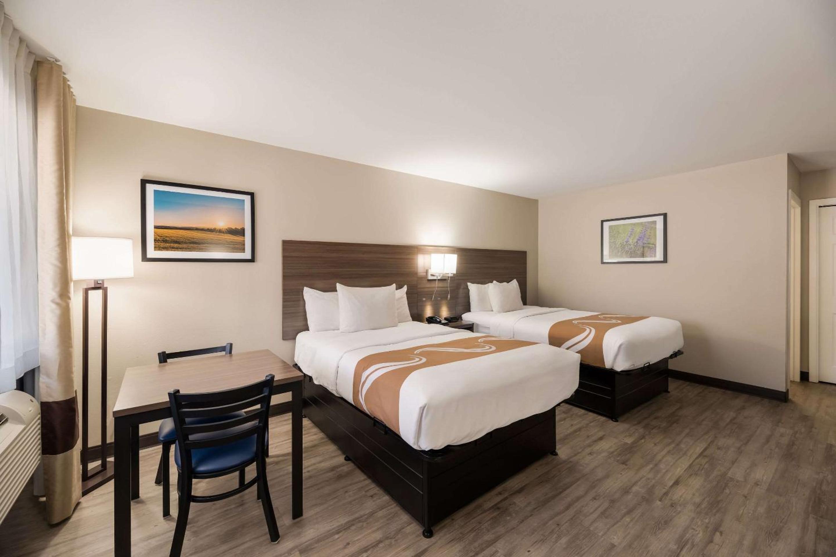 Double Room with Two Double Beds - Non-Smoking - Photo 1