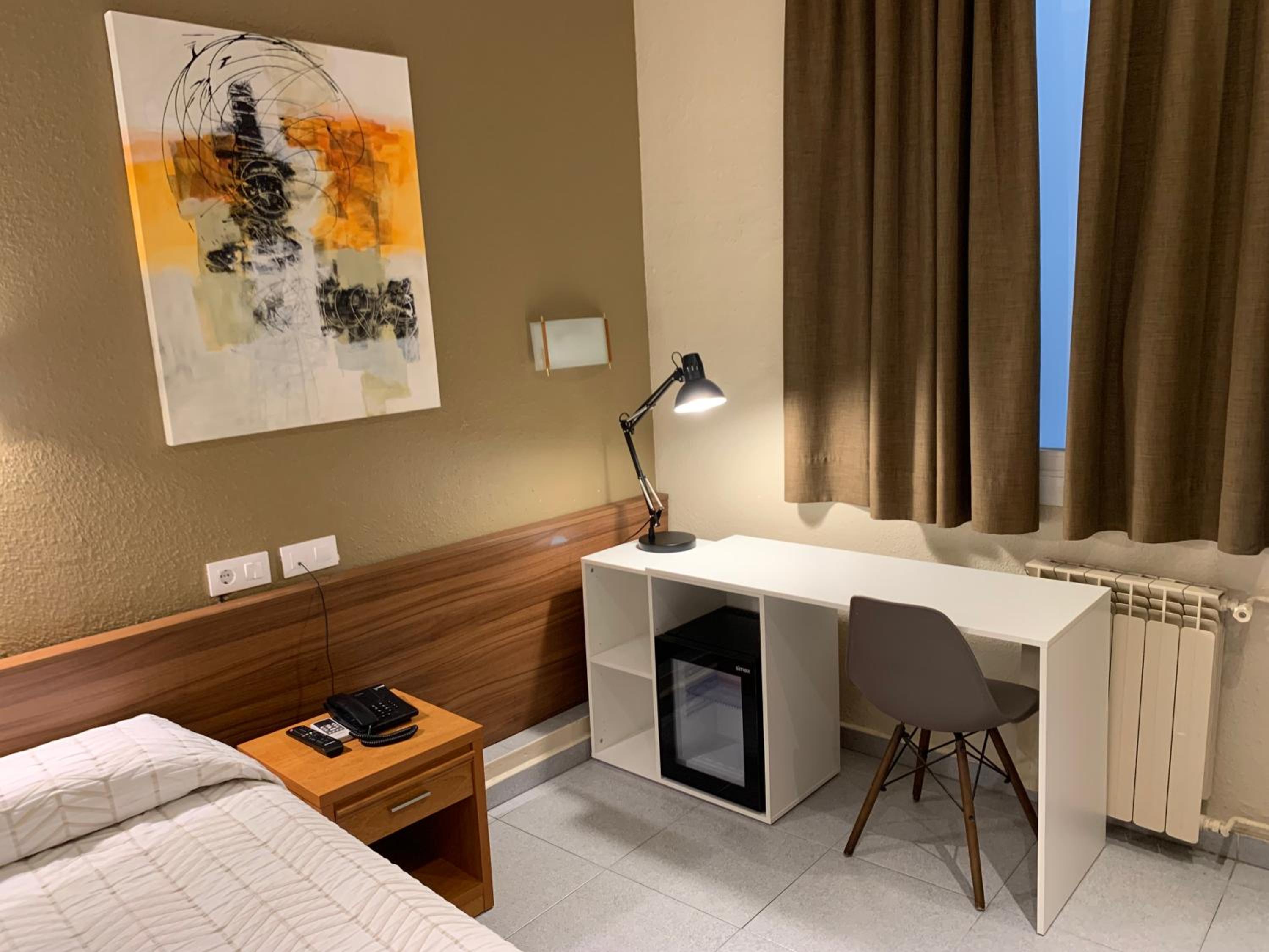 Single Room photo 2