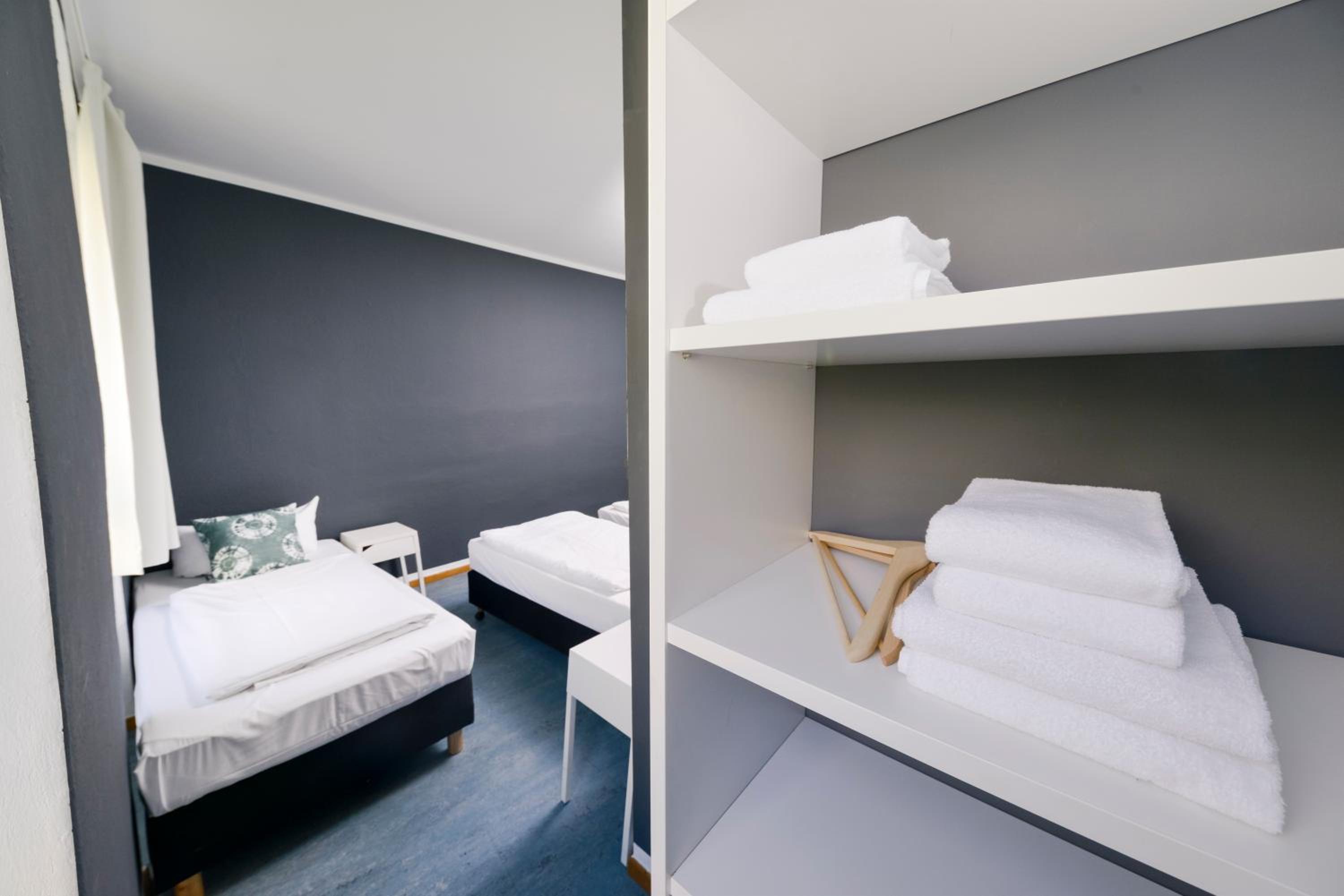 Triple Room with Shared Bathroom photo 2