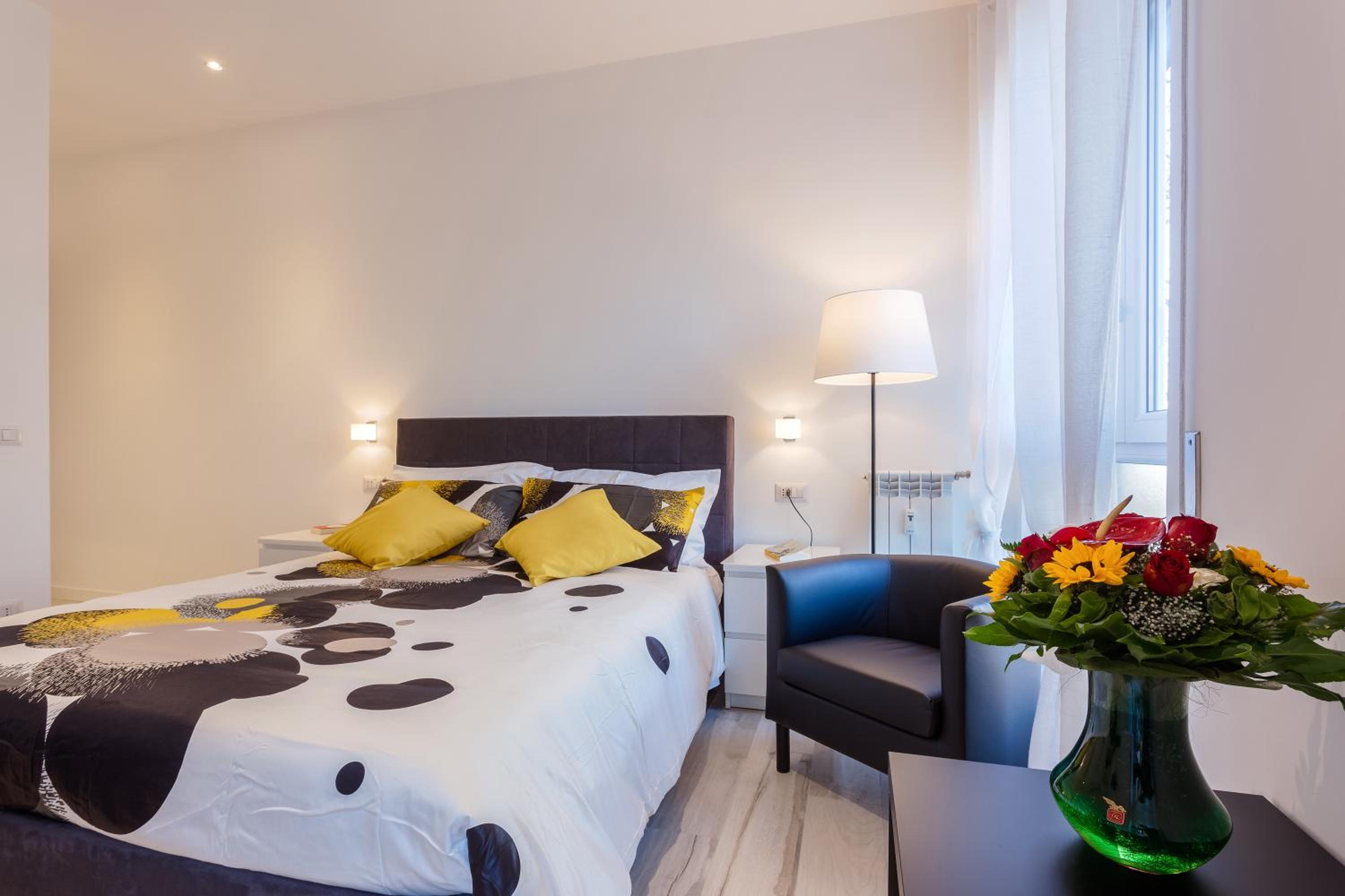 Double Room with Private Bathroom photo 2