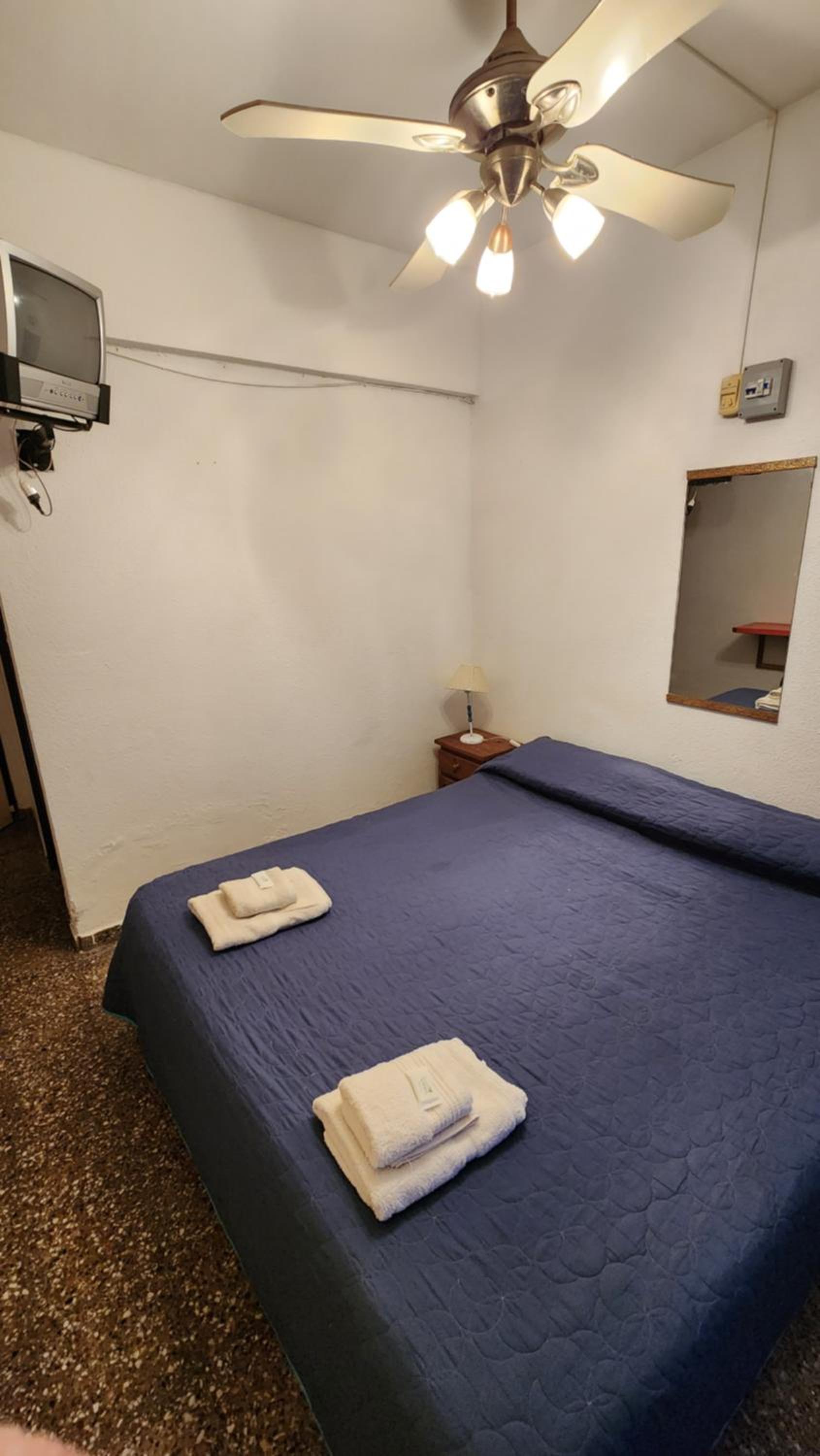 Double Room with Private Bathroom photo 2