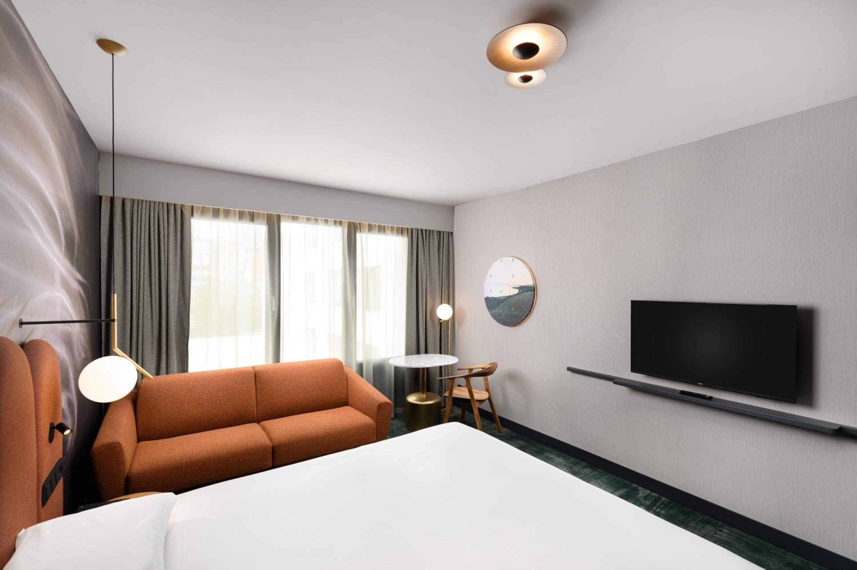 Privilege Double Room with Sofa Bed - Photo 3