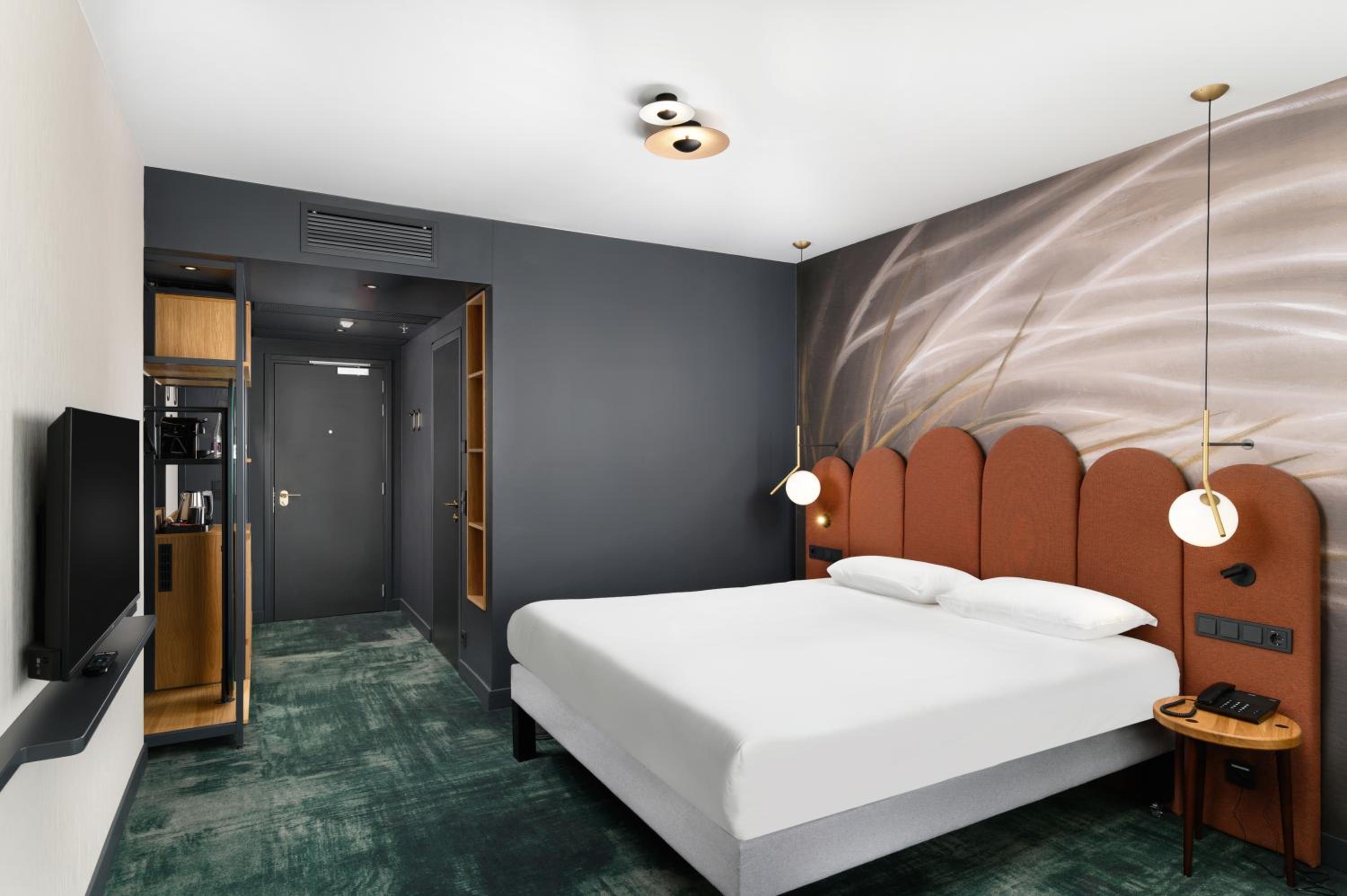 Privilege Double Room with Sofa Bed - Photo 4