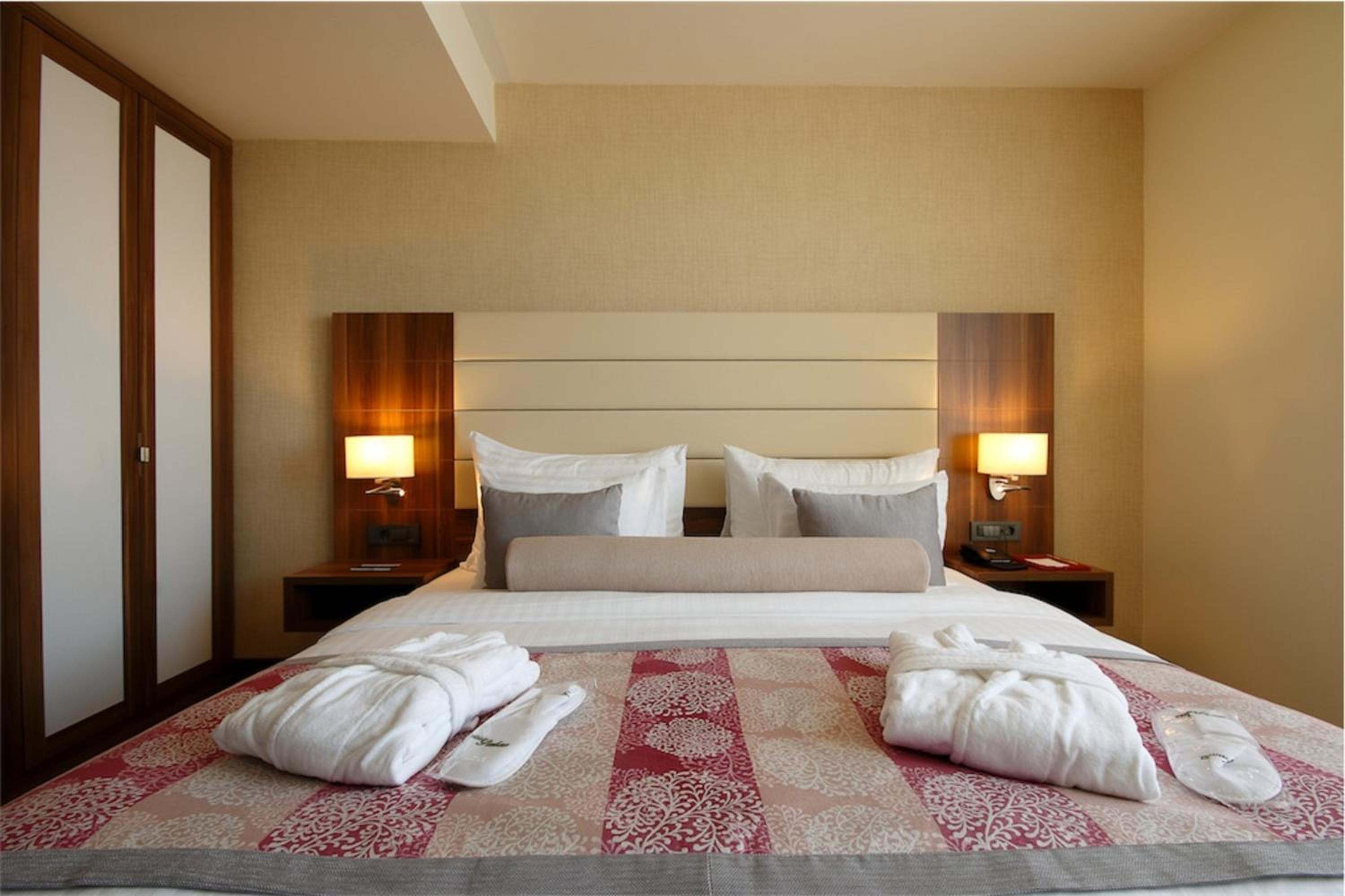 Deluxe Suite photo 1
