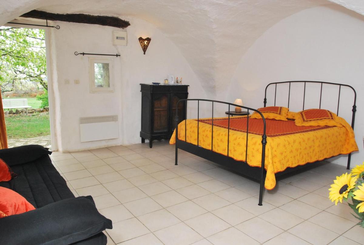 Family Room with Terrace photo 2
