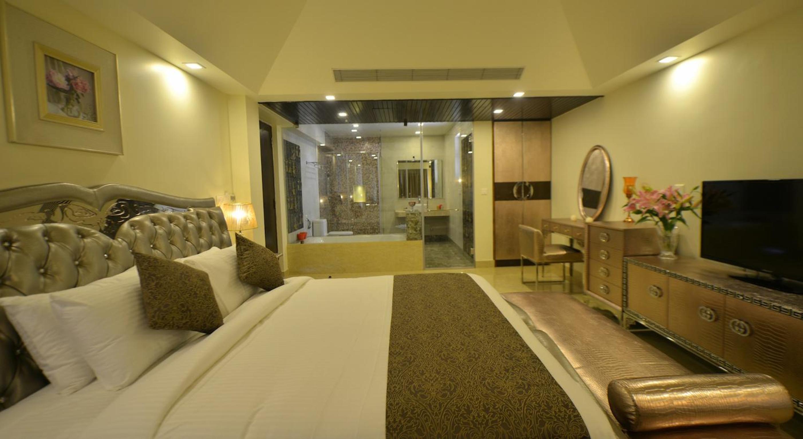 King Suite with Sea View photo 3