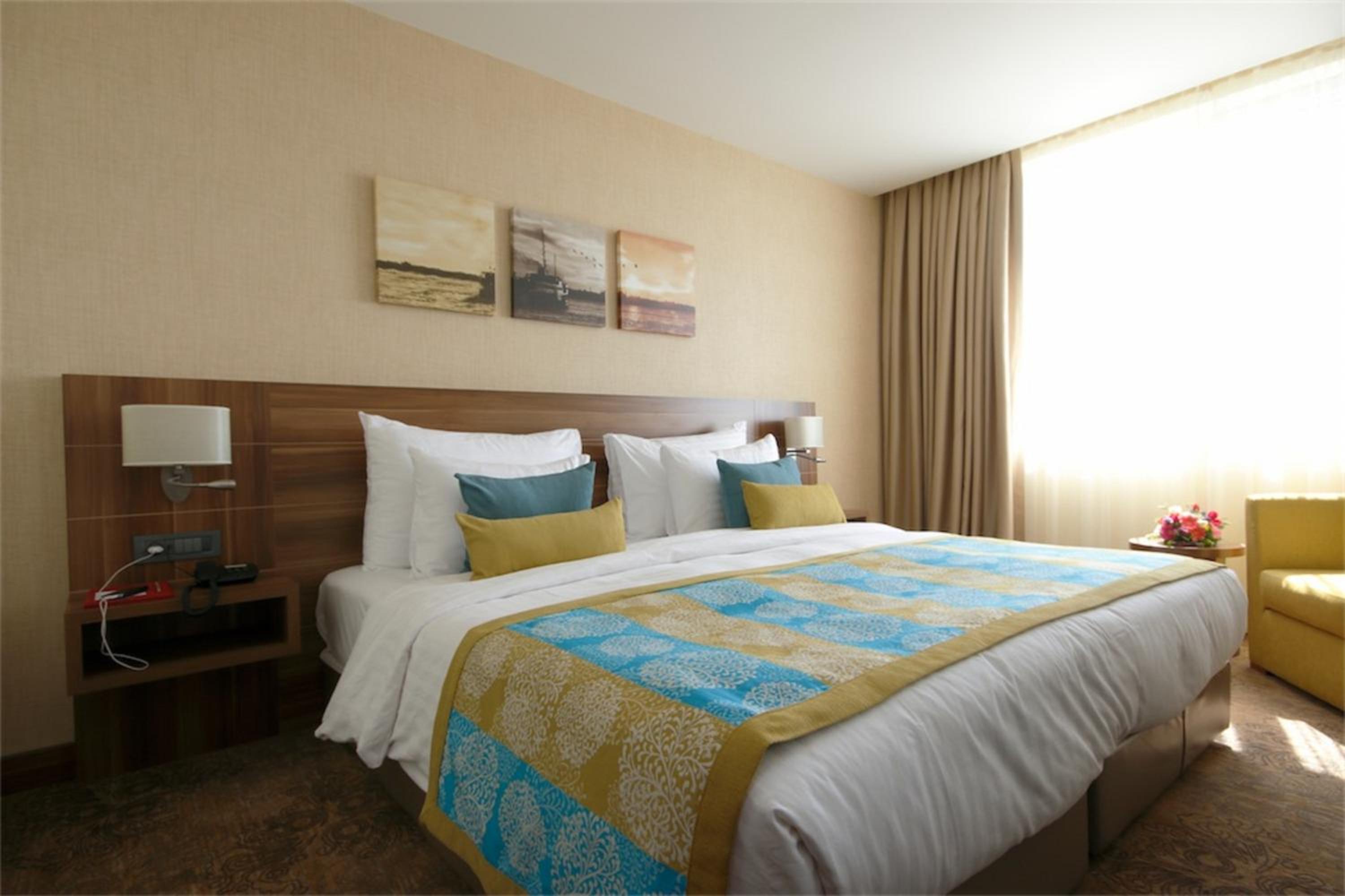 Standard Double or Twin Room photo 3