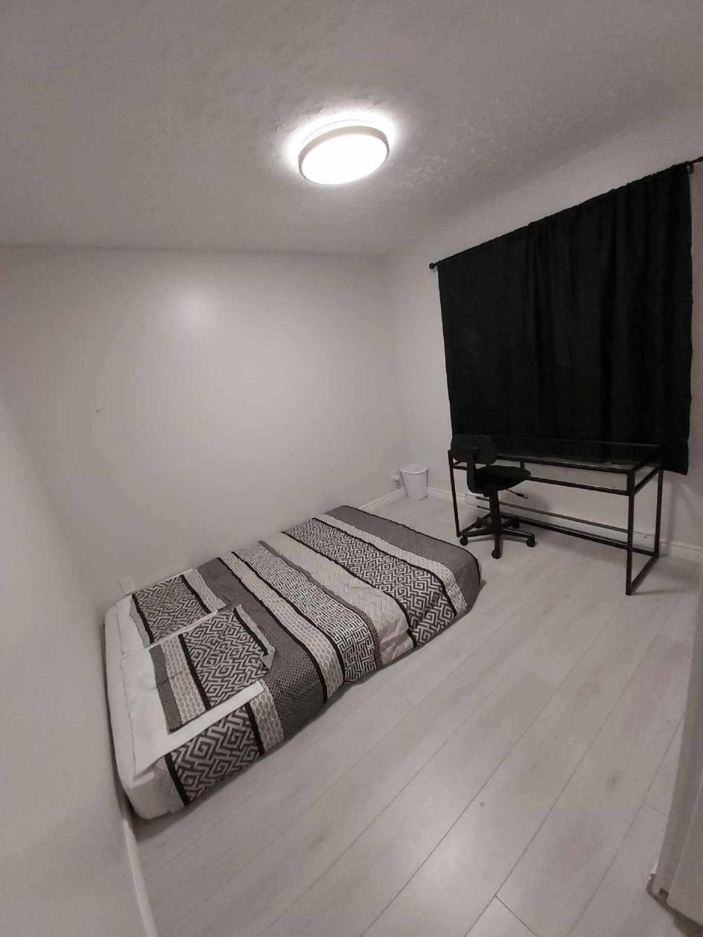 Two-Bedroom Apartment - Photo 17