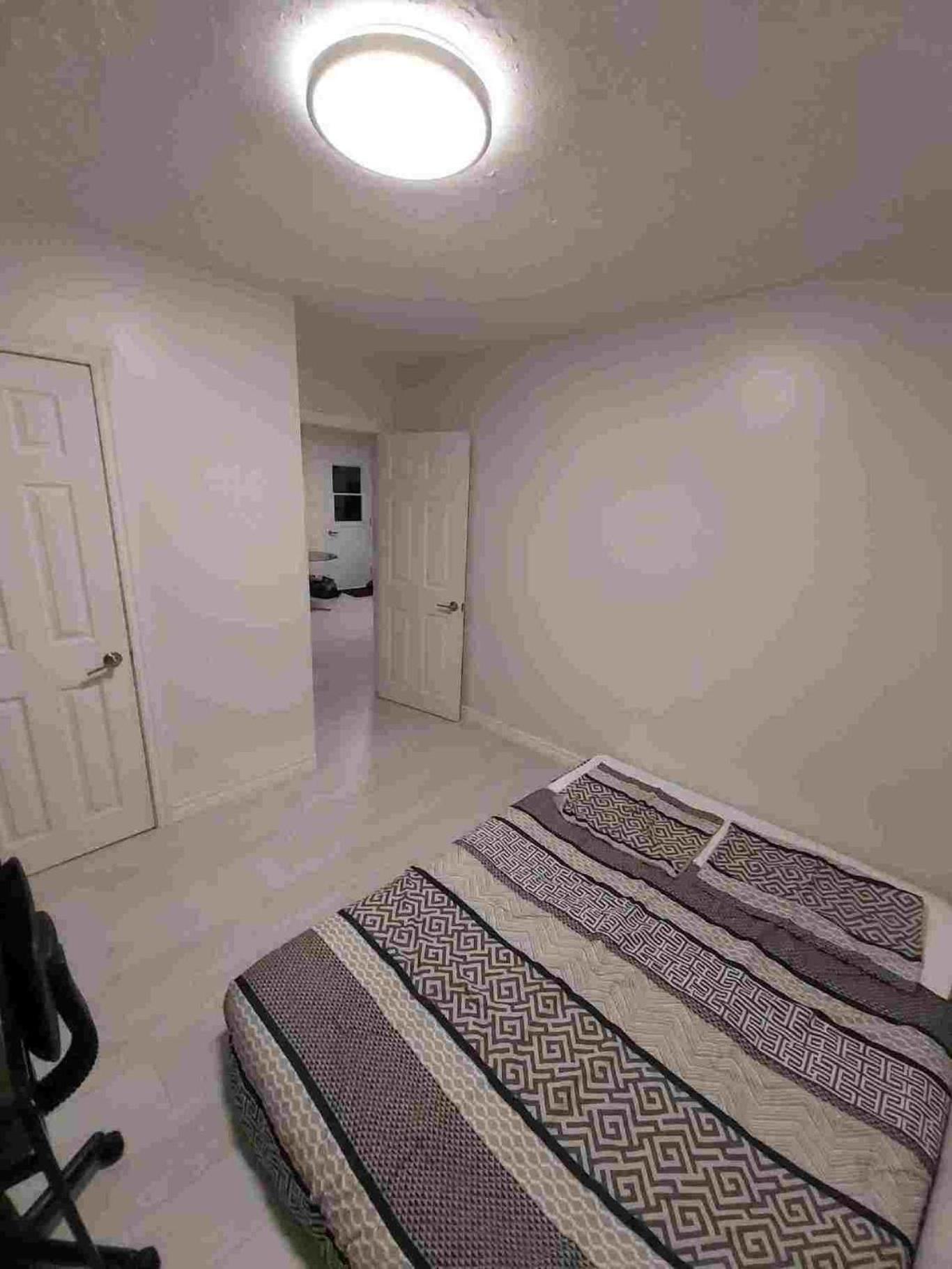 Two-Bedroom Apartment - Photo 3
