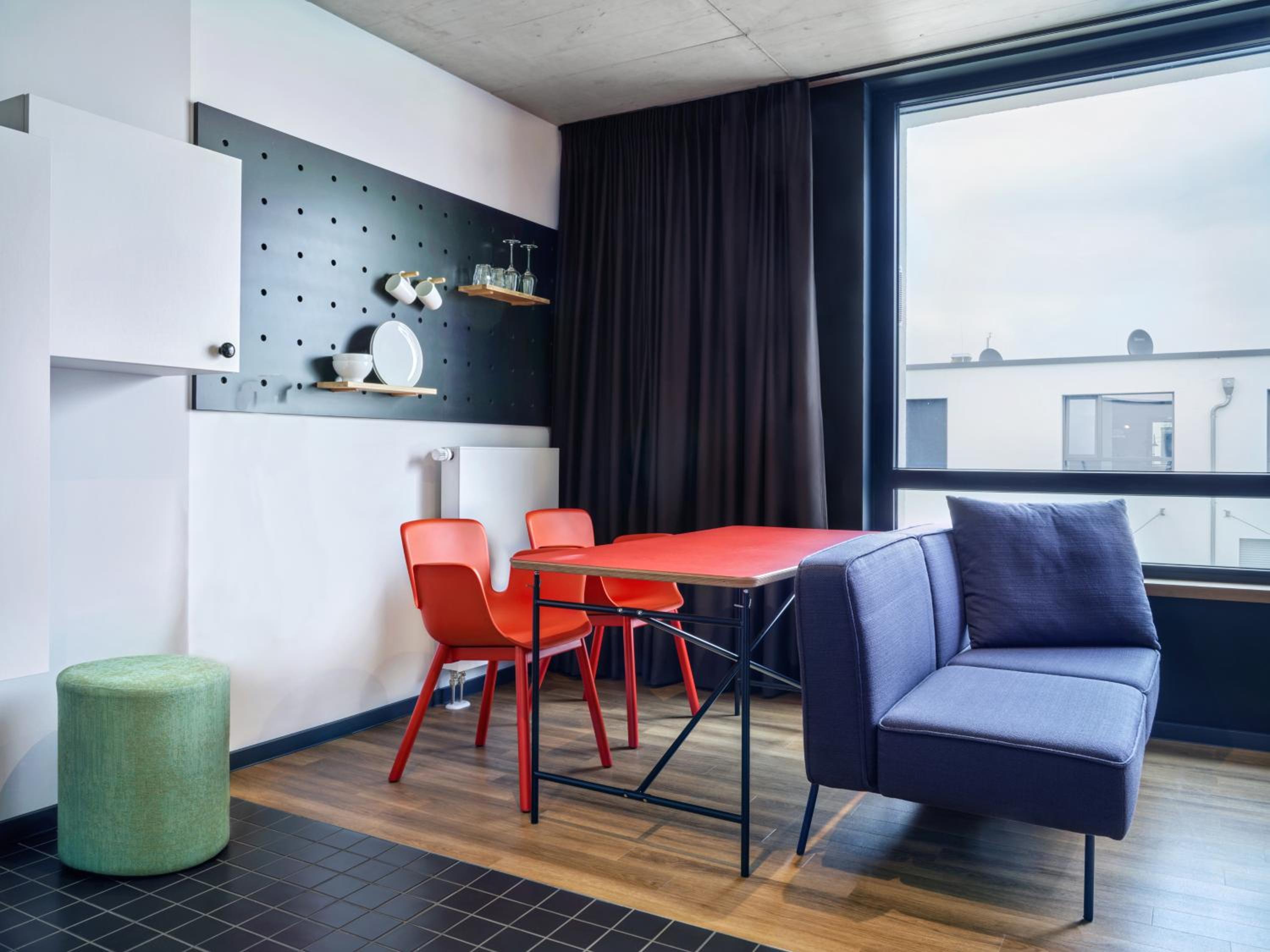 Design Apartment with King-Size-Bed photo 2