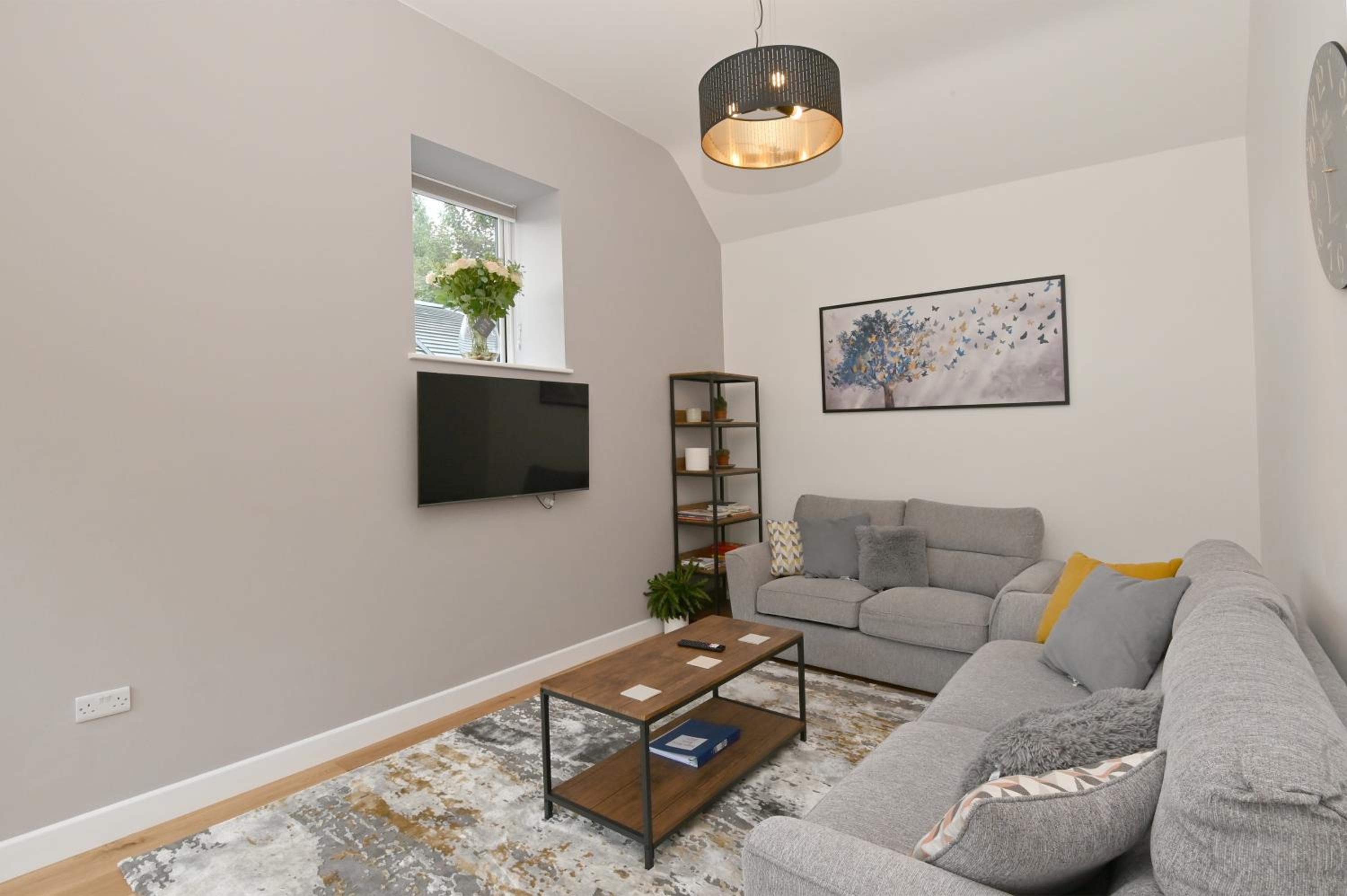 Three-Bedroom House photo 1