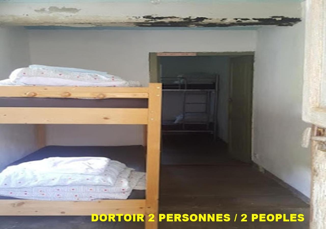 Bed in 4-Bed Mixed Dormitory Room photo 2
