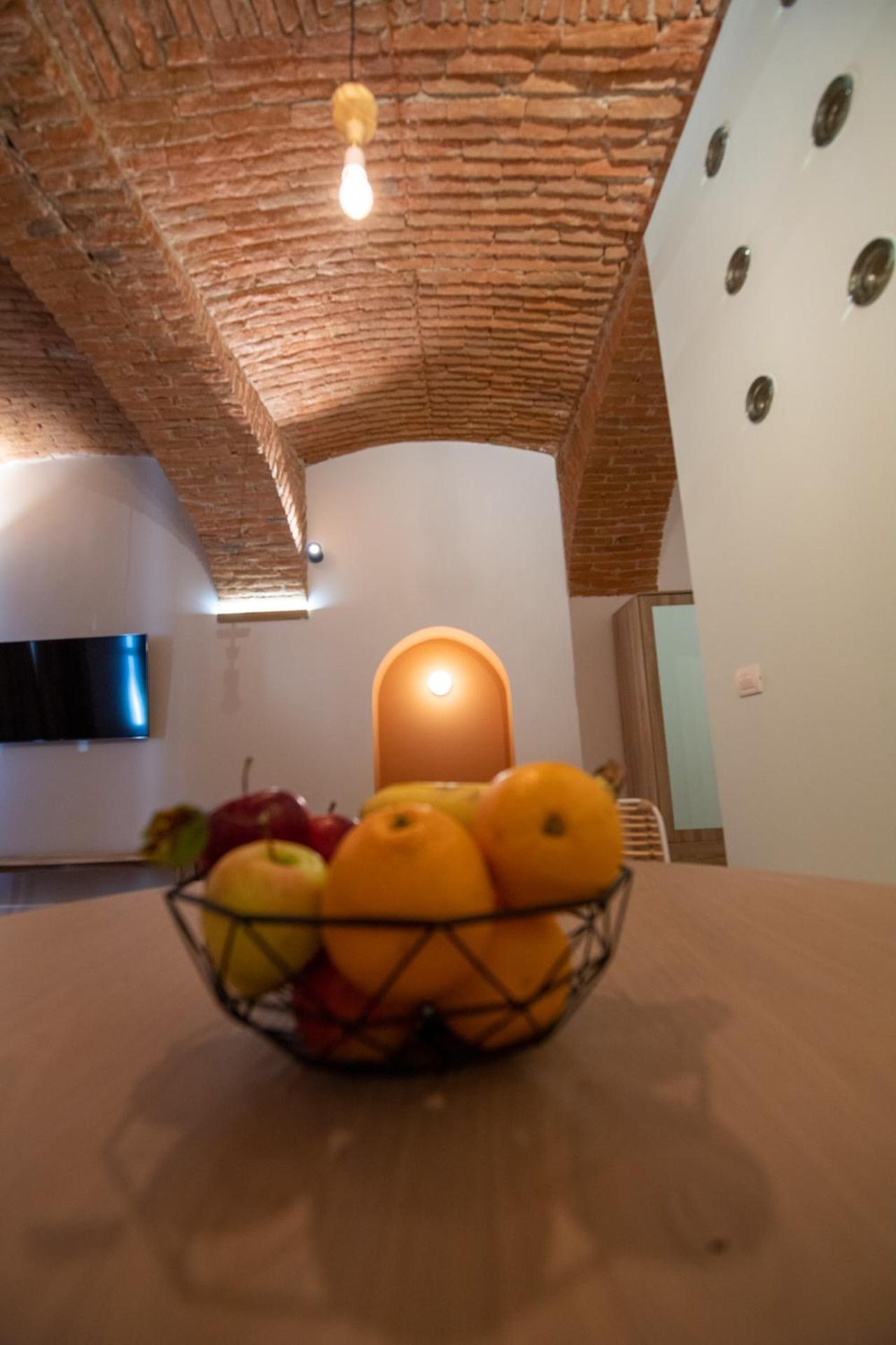 One-Bedroom Apartment - Photo 7