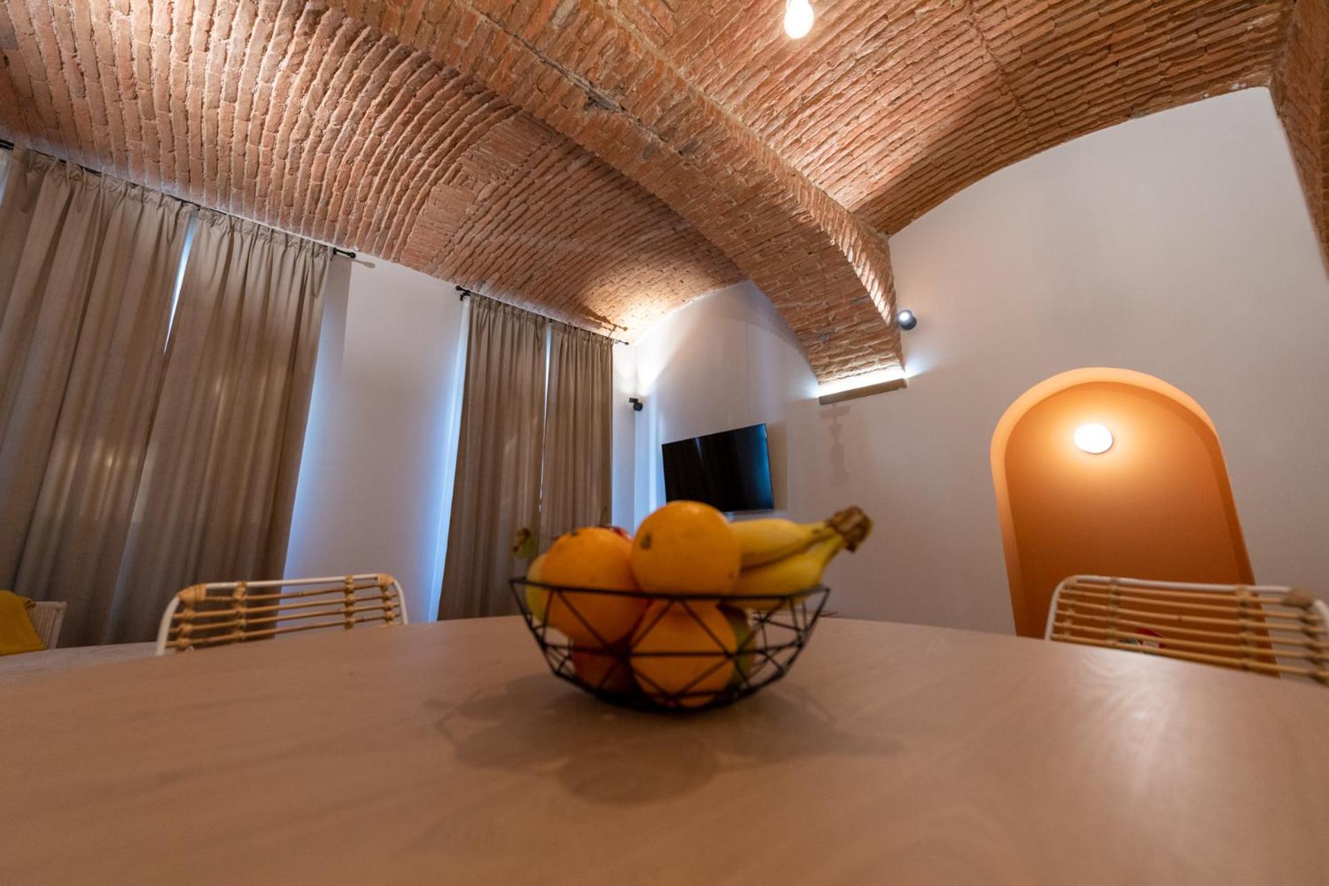 One-Bedroom Apartment - Photo 12