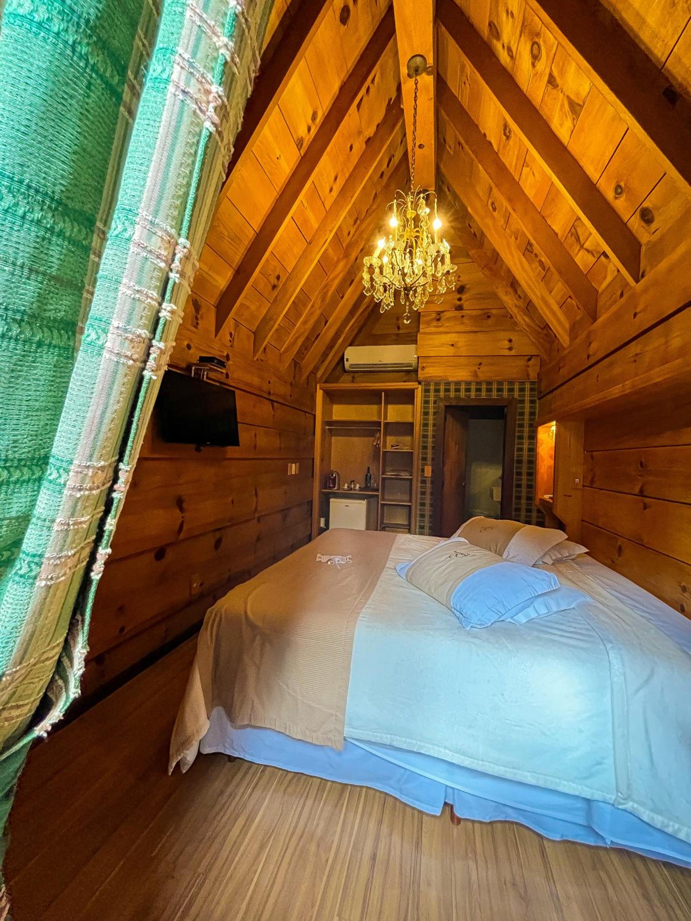 Deluxe Room with Double Bed photo 1