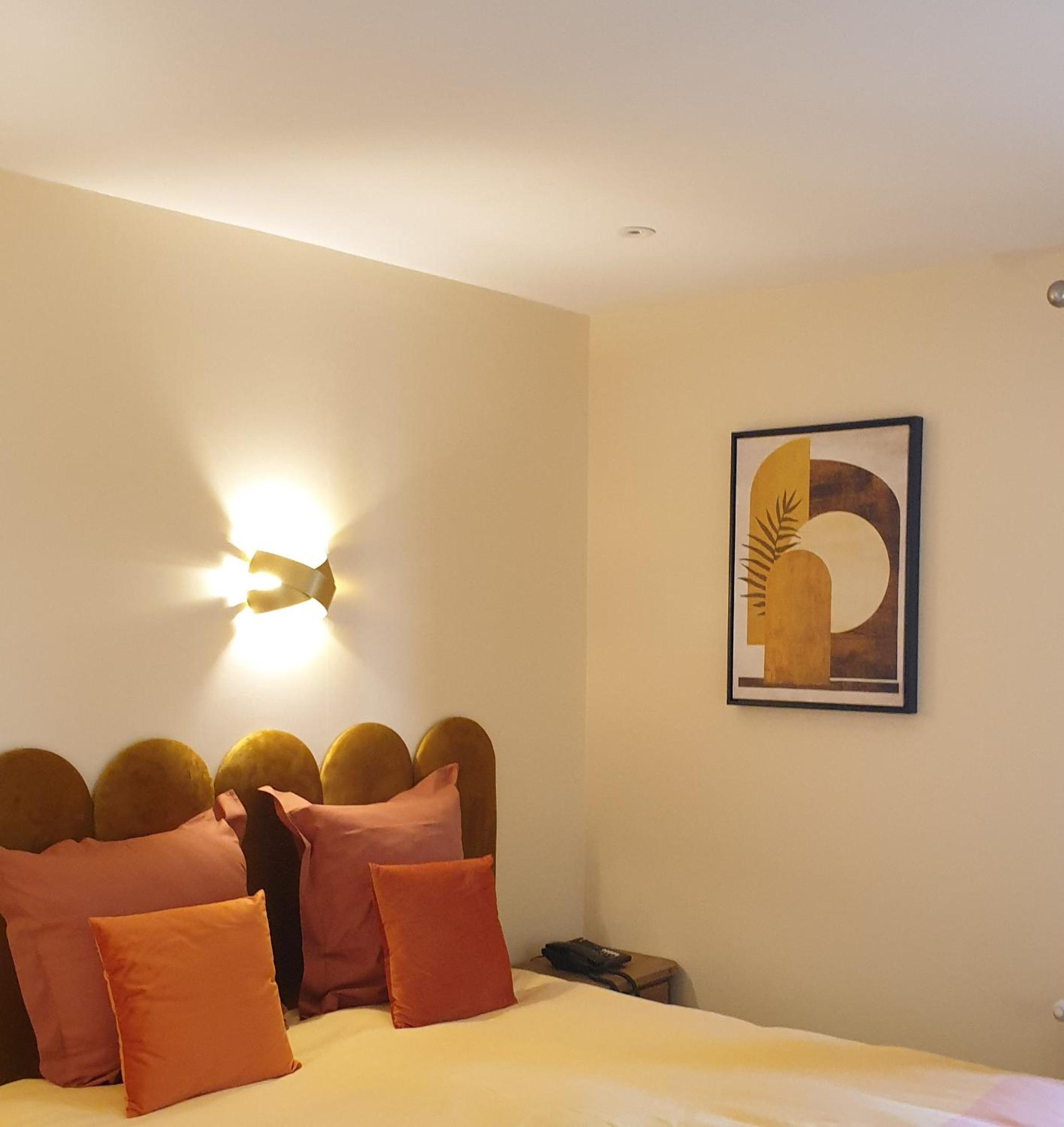 Queen Room - Photo 6