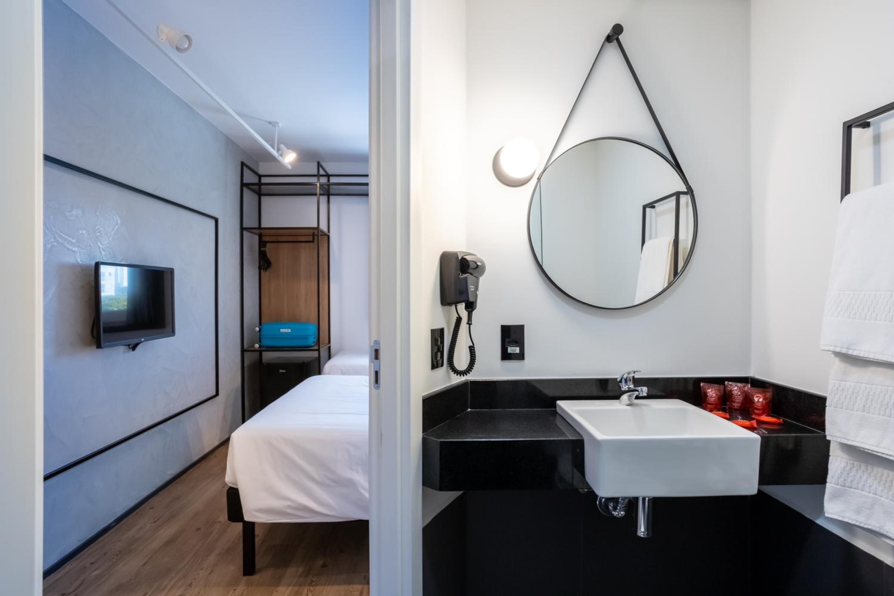 Standard Double Room with Single Bed - Photo 5