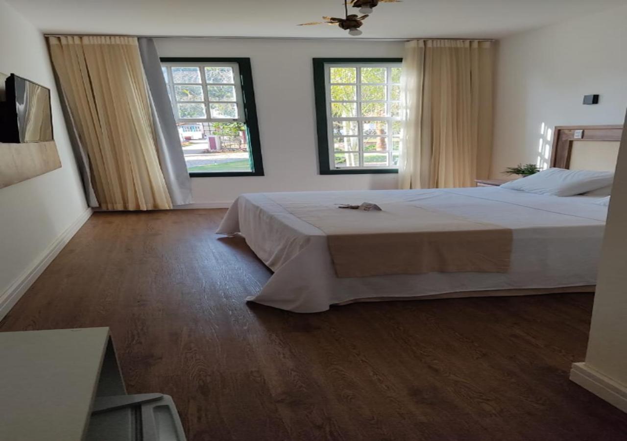 Available room thumbnail 5