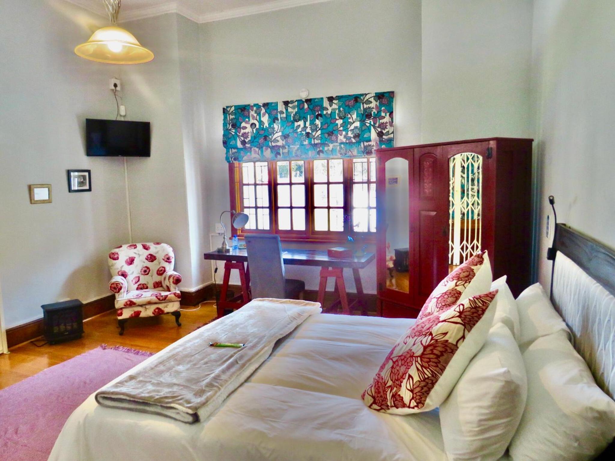Standard Queen Room photo 3