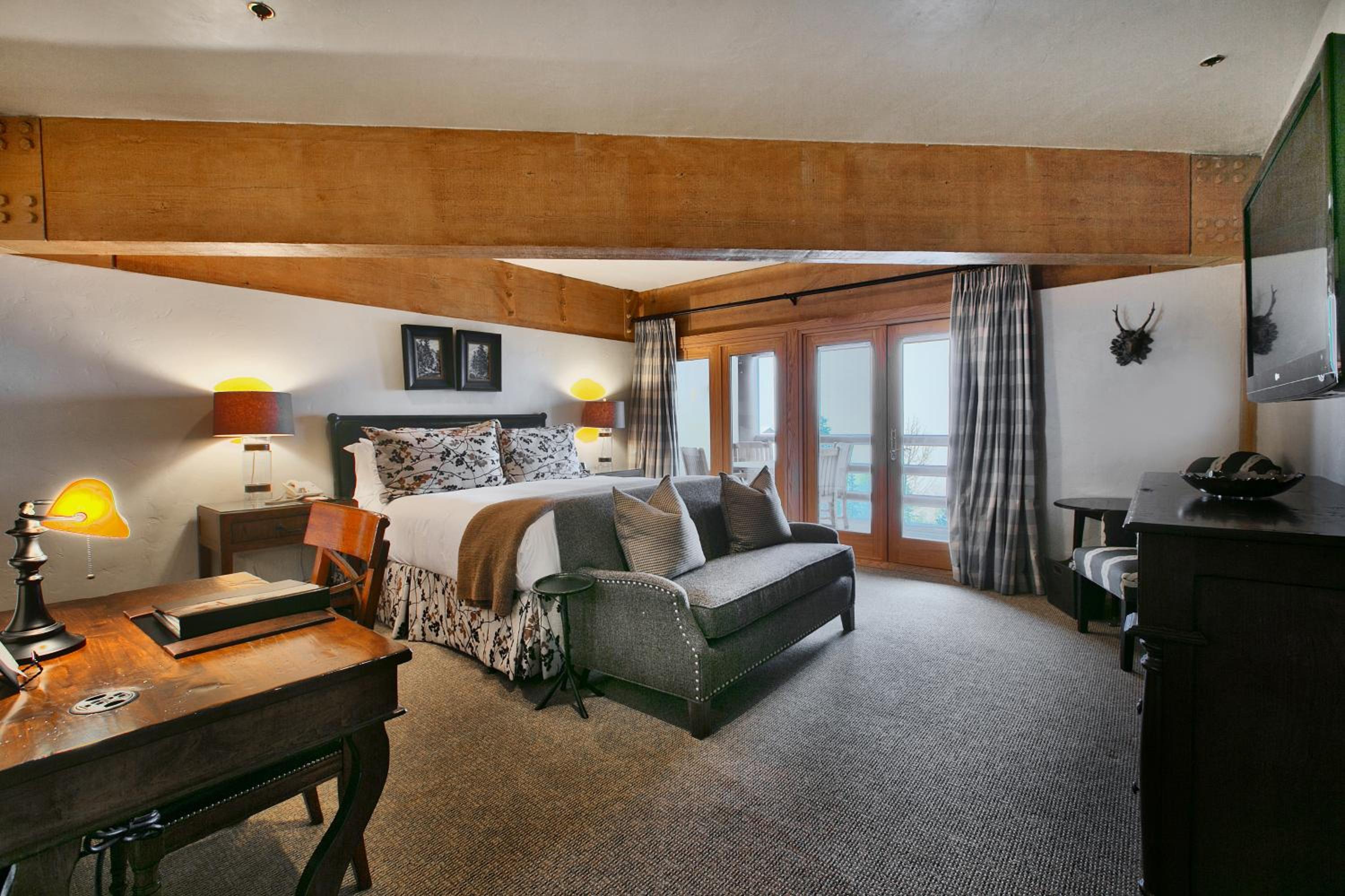 King Room with Balcony