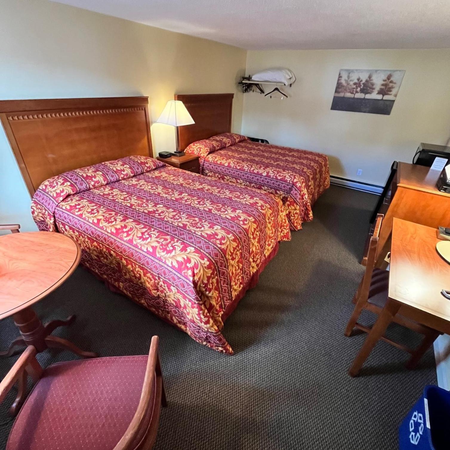 Queen Room photo 1
