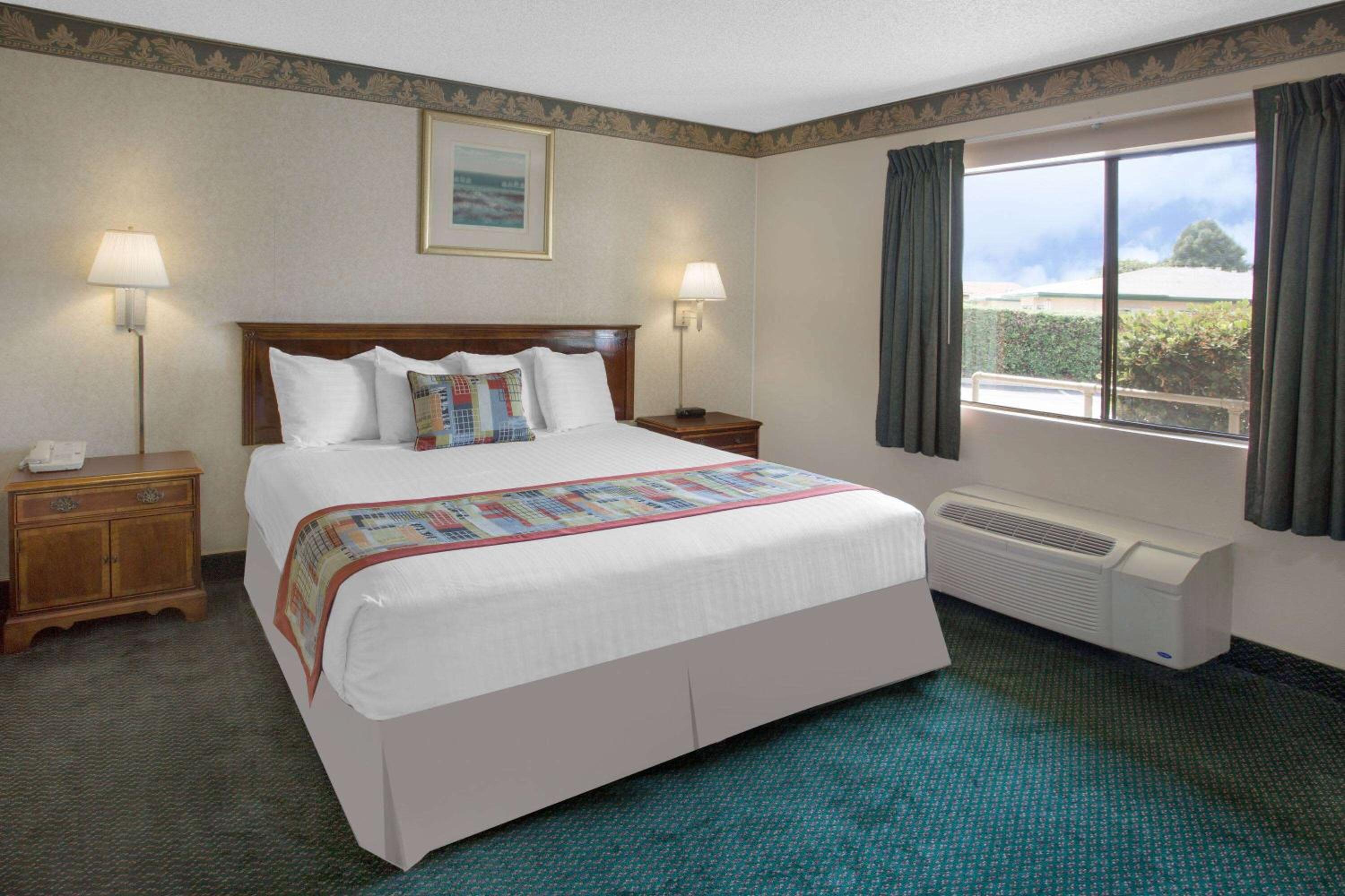 King Room - Mobility Access/Non-Smoking