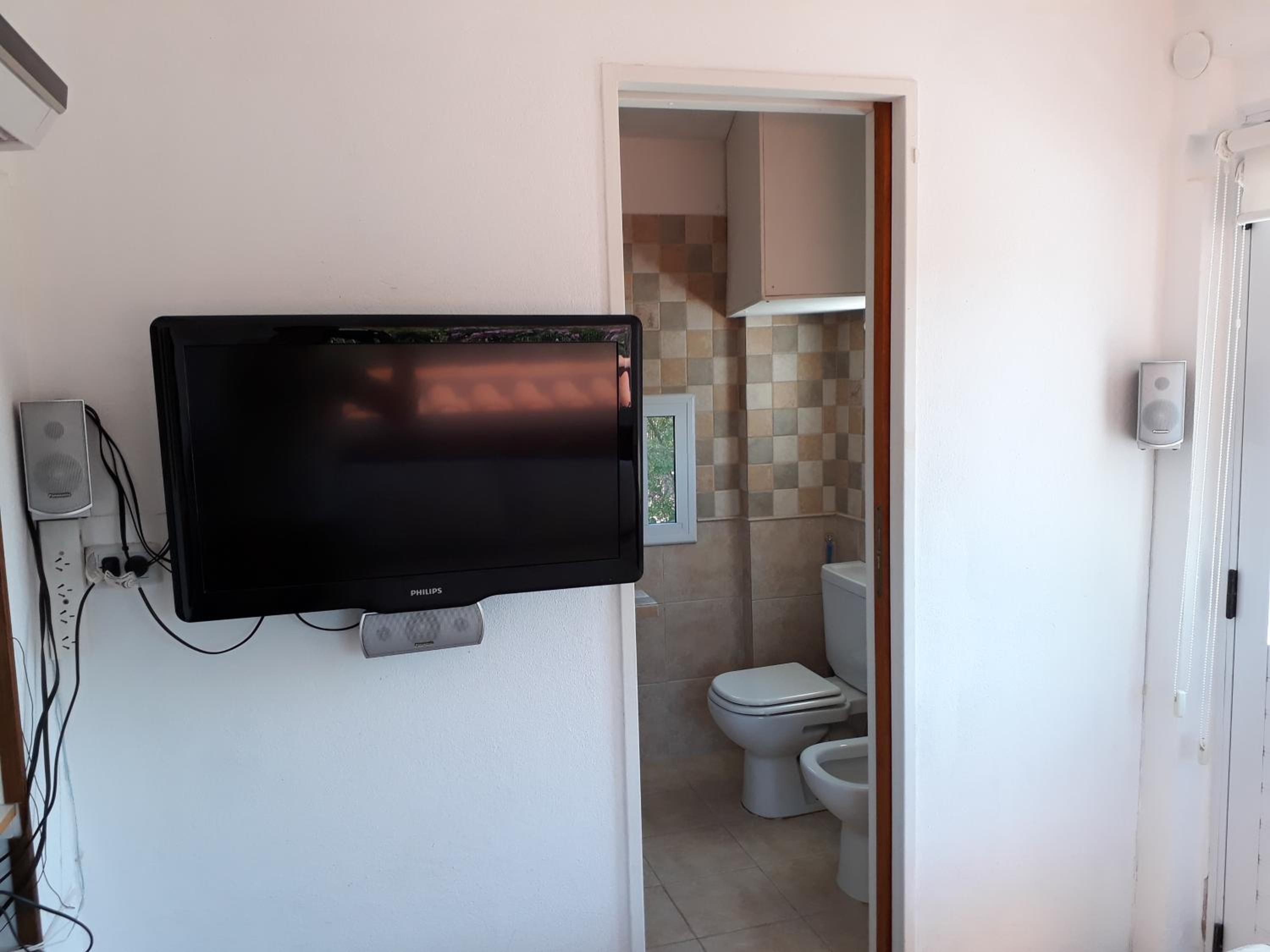 Economy Double Room photo 2