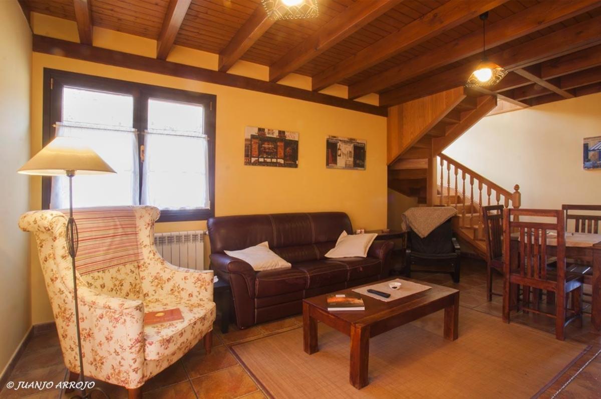 Two-Bedroom Apartment - Photo 21