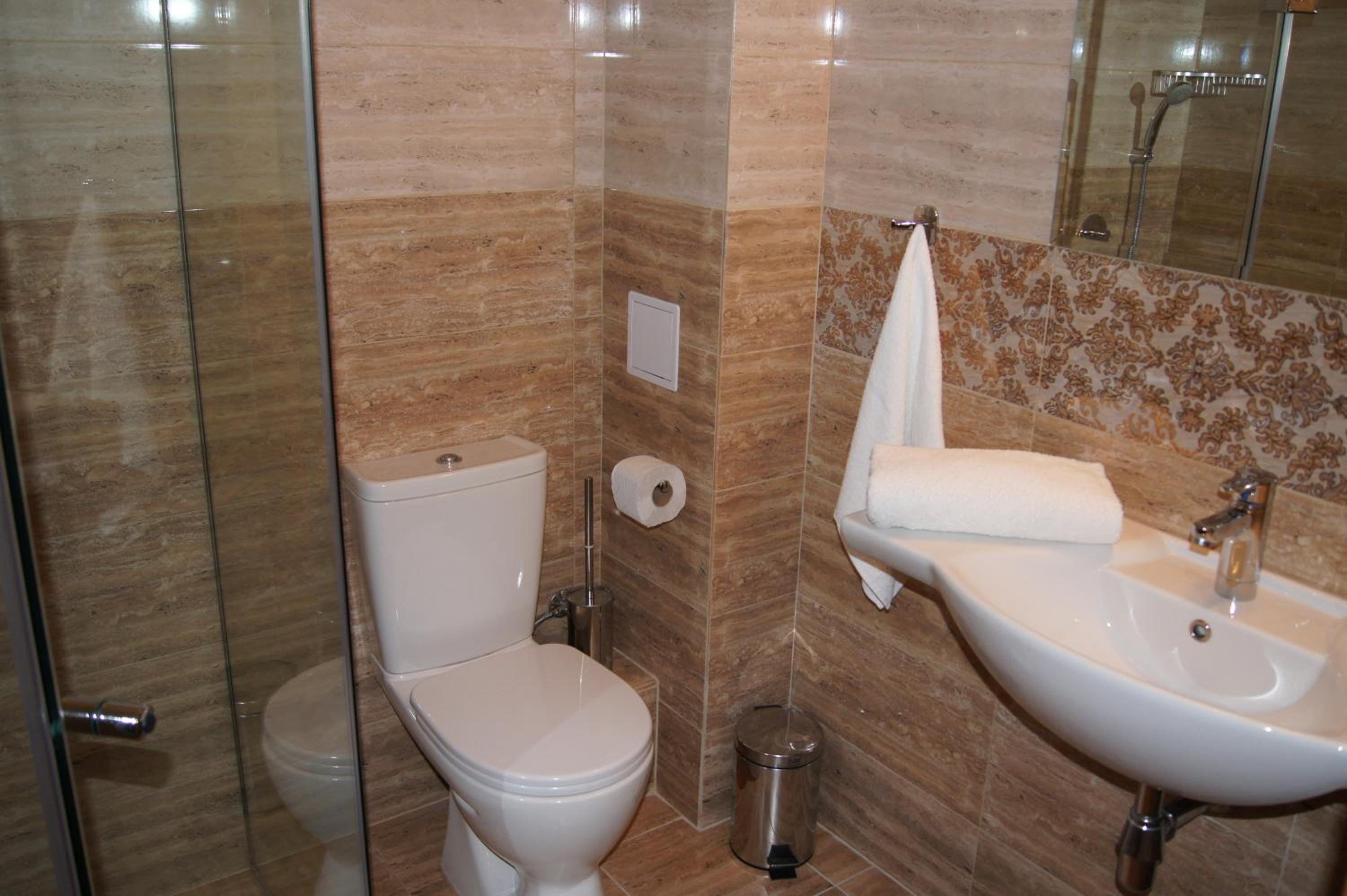 Double or Twin Room photo 3