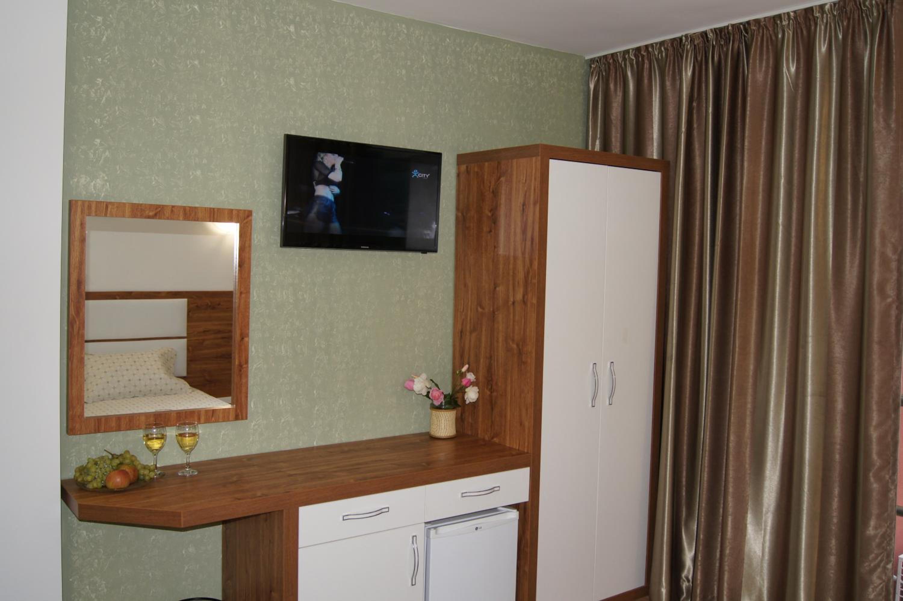Double or Twin Room photo 1