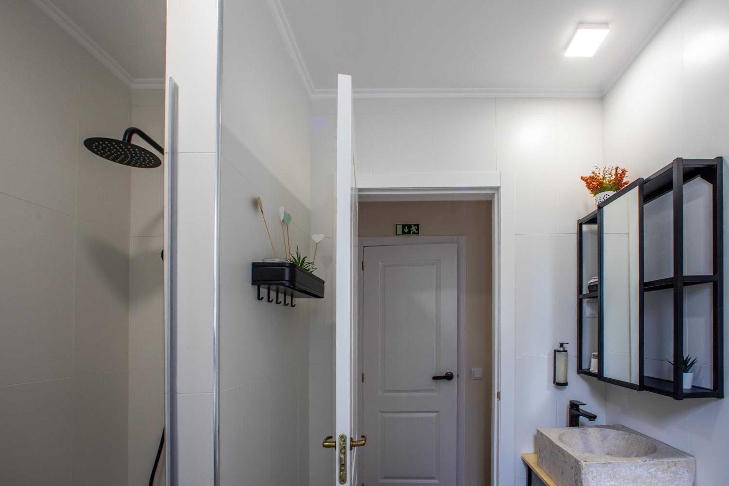 Double Room - Photo 4