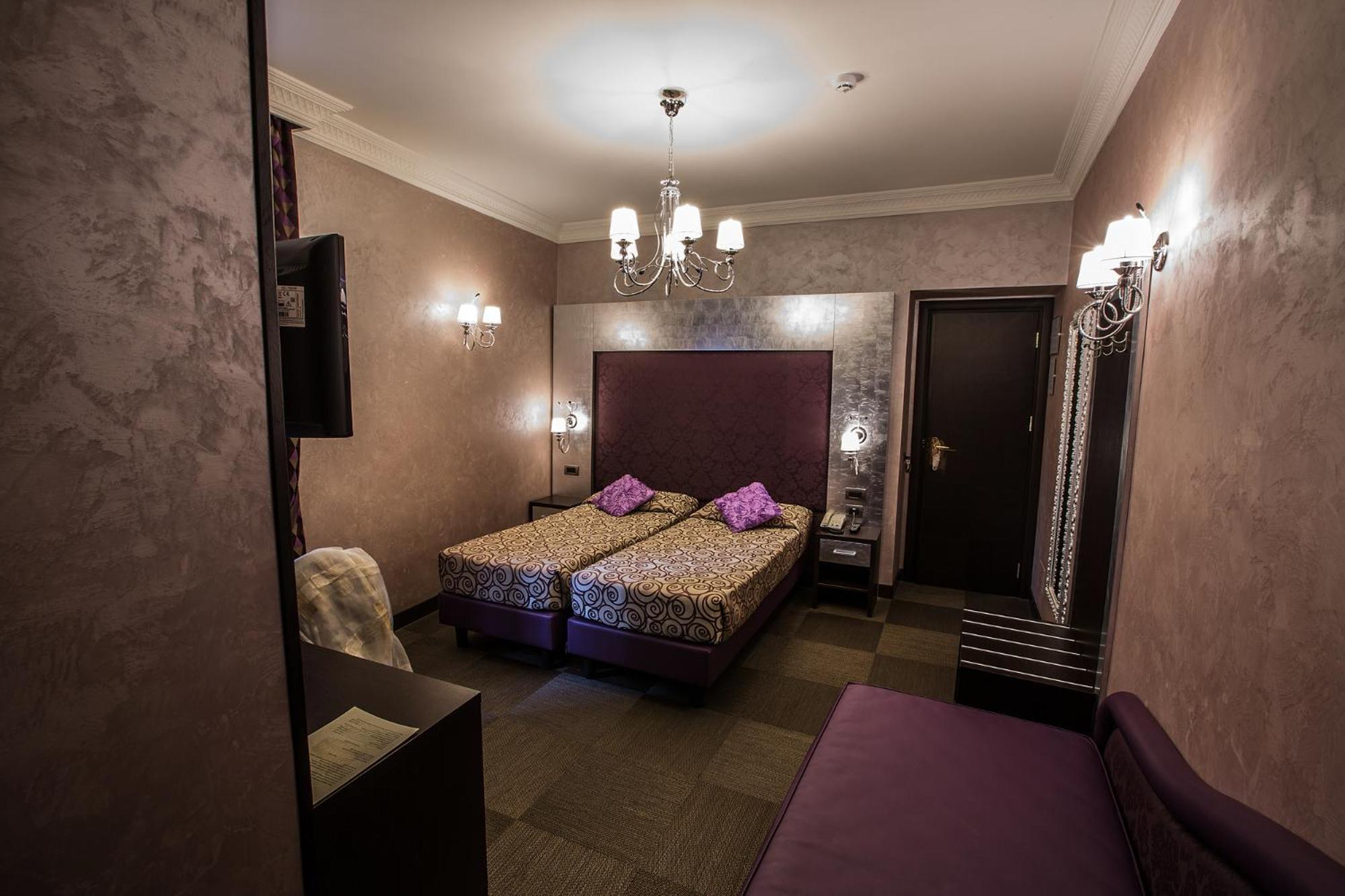 Double Room photo 2