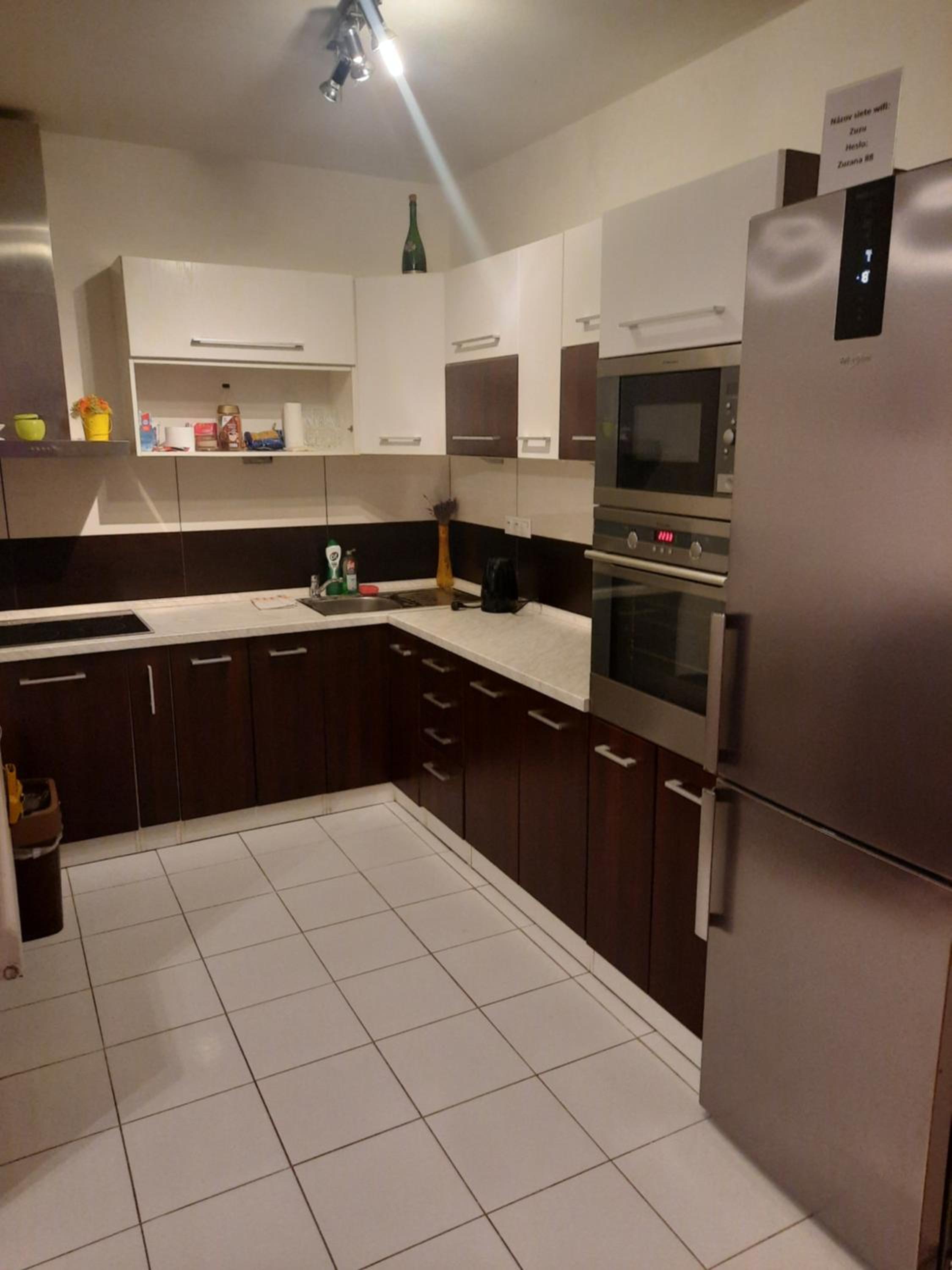 Two-Bedroom Apartment - Photo 6