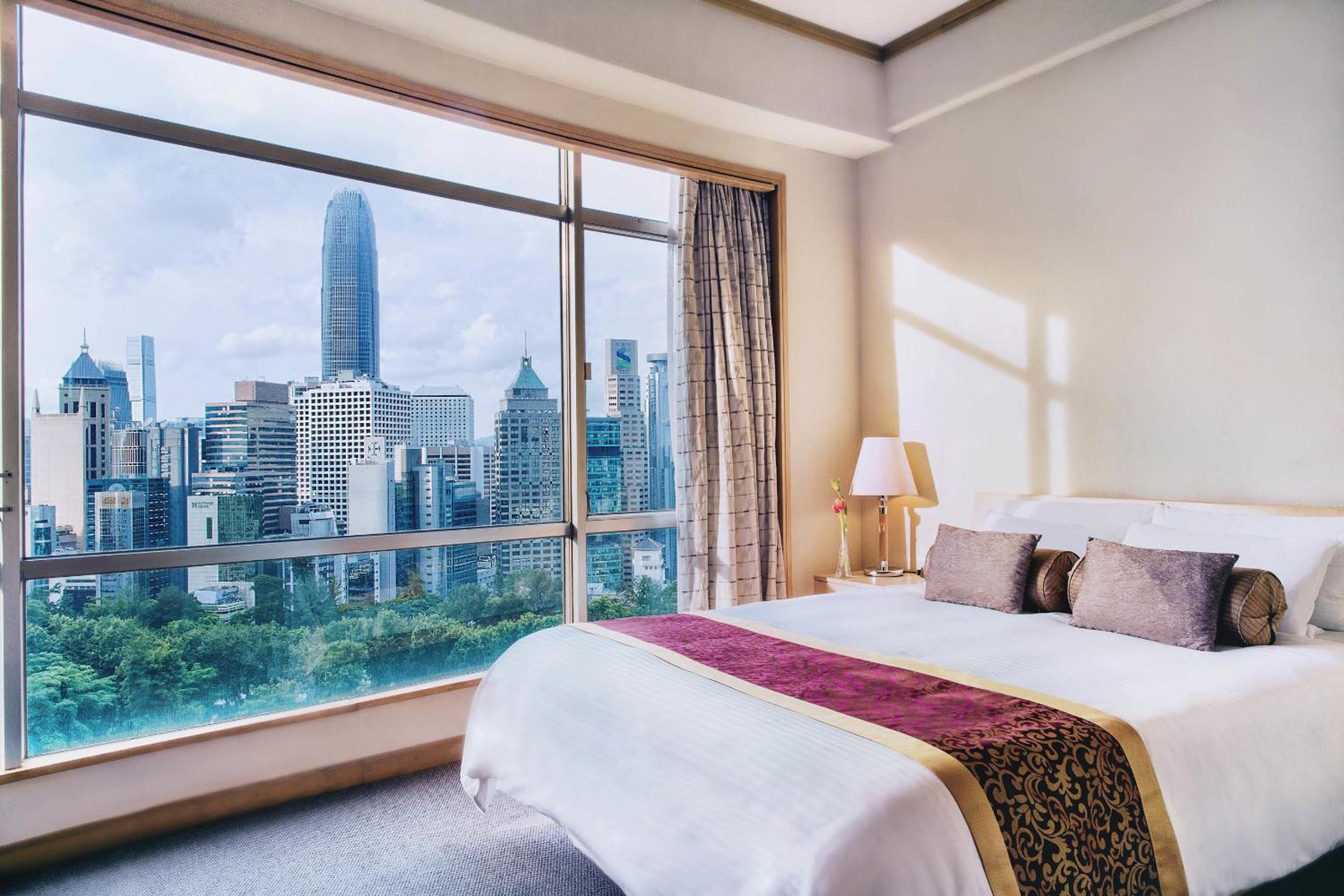 Premier Queen or Twin Room photo 1