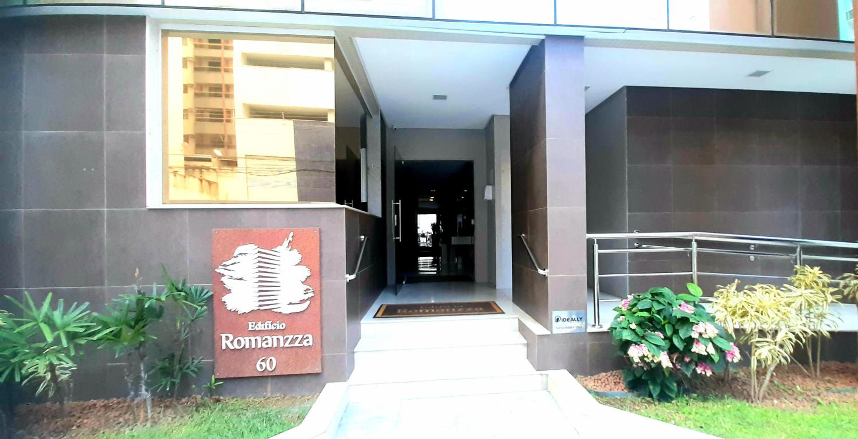 Three-Bedroom Apartment - Photo 13