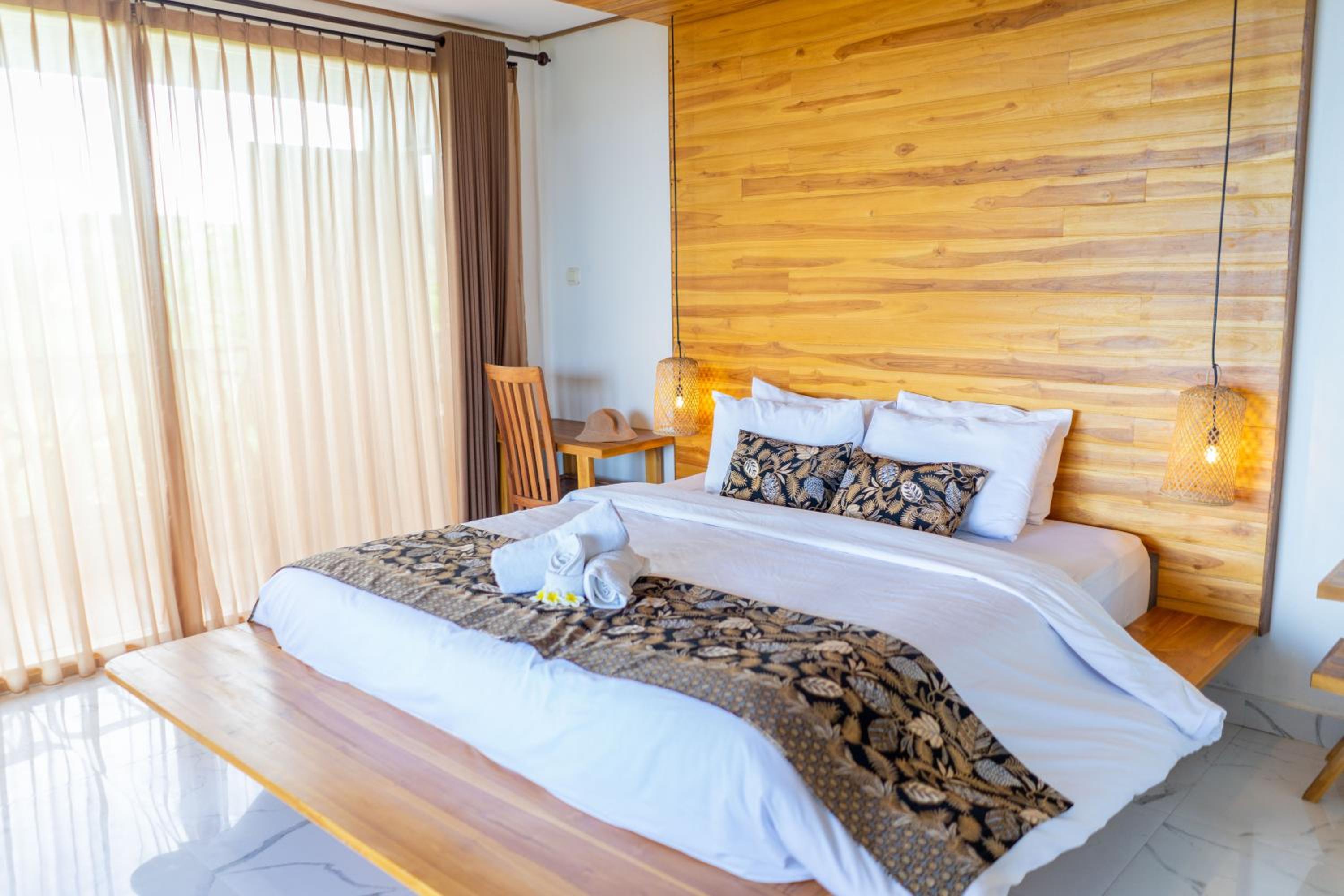 Double Room with Balcony and Sea View - Photo 3