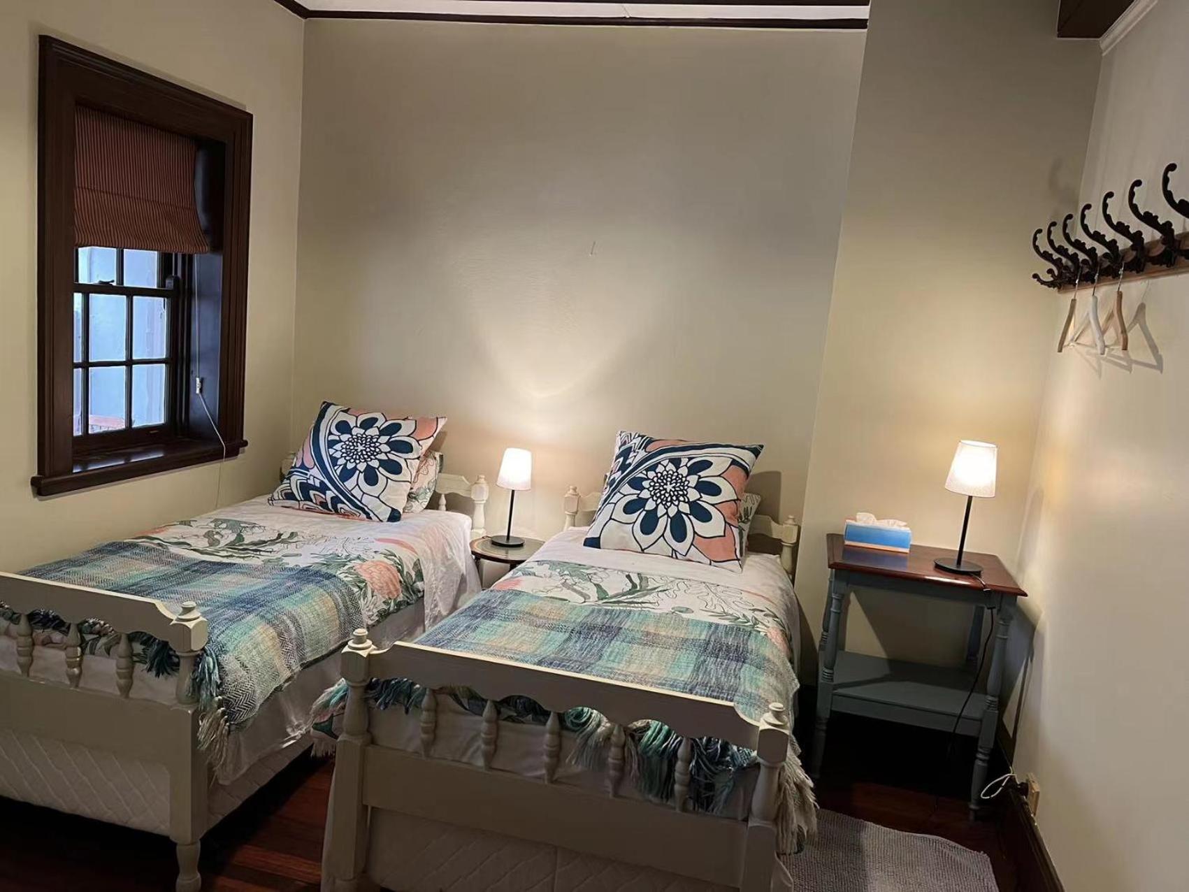 Deluxe Family Suite - Photo 5