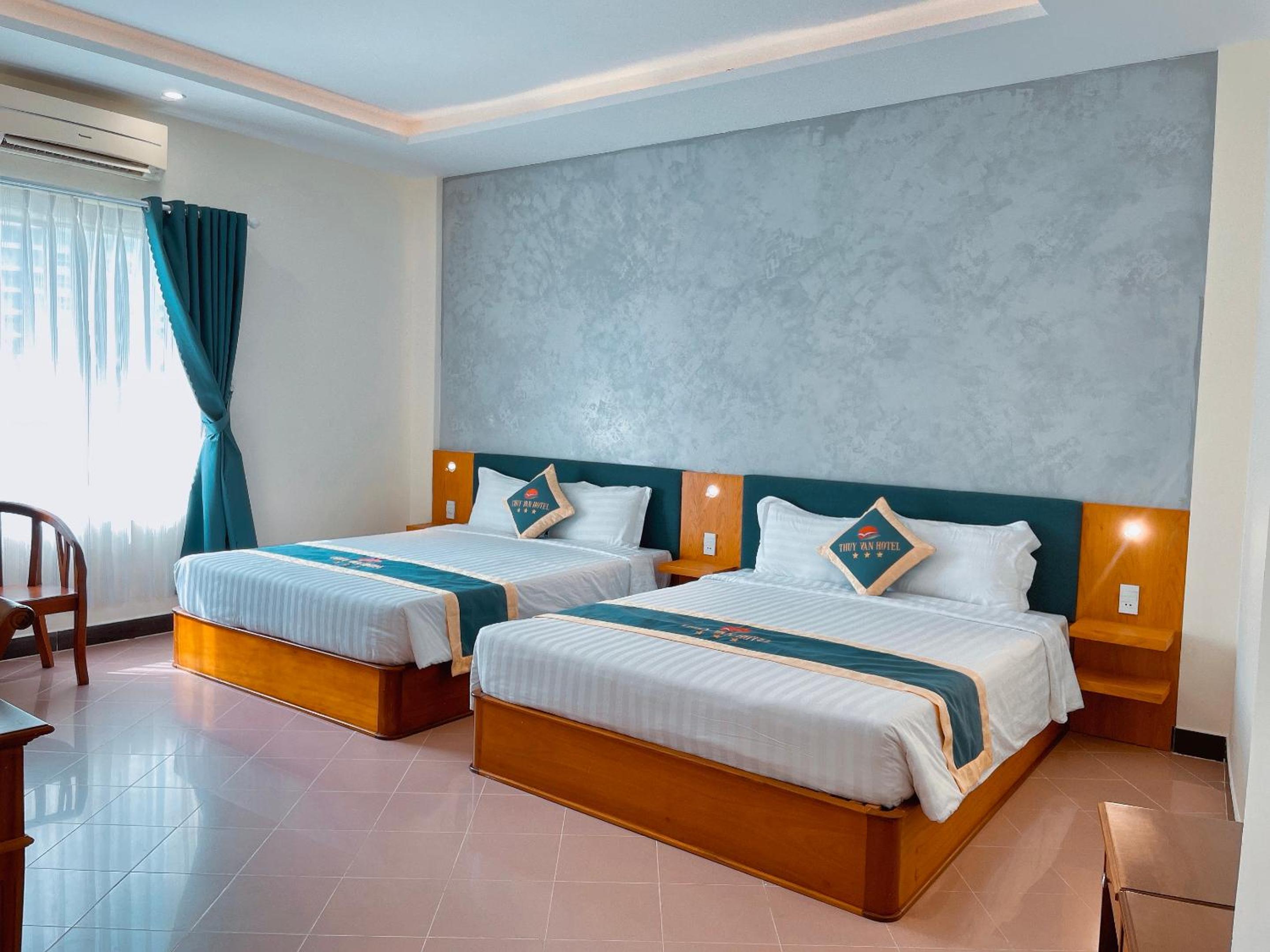 Deluxe Quadruple Room