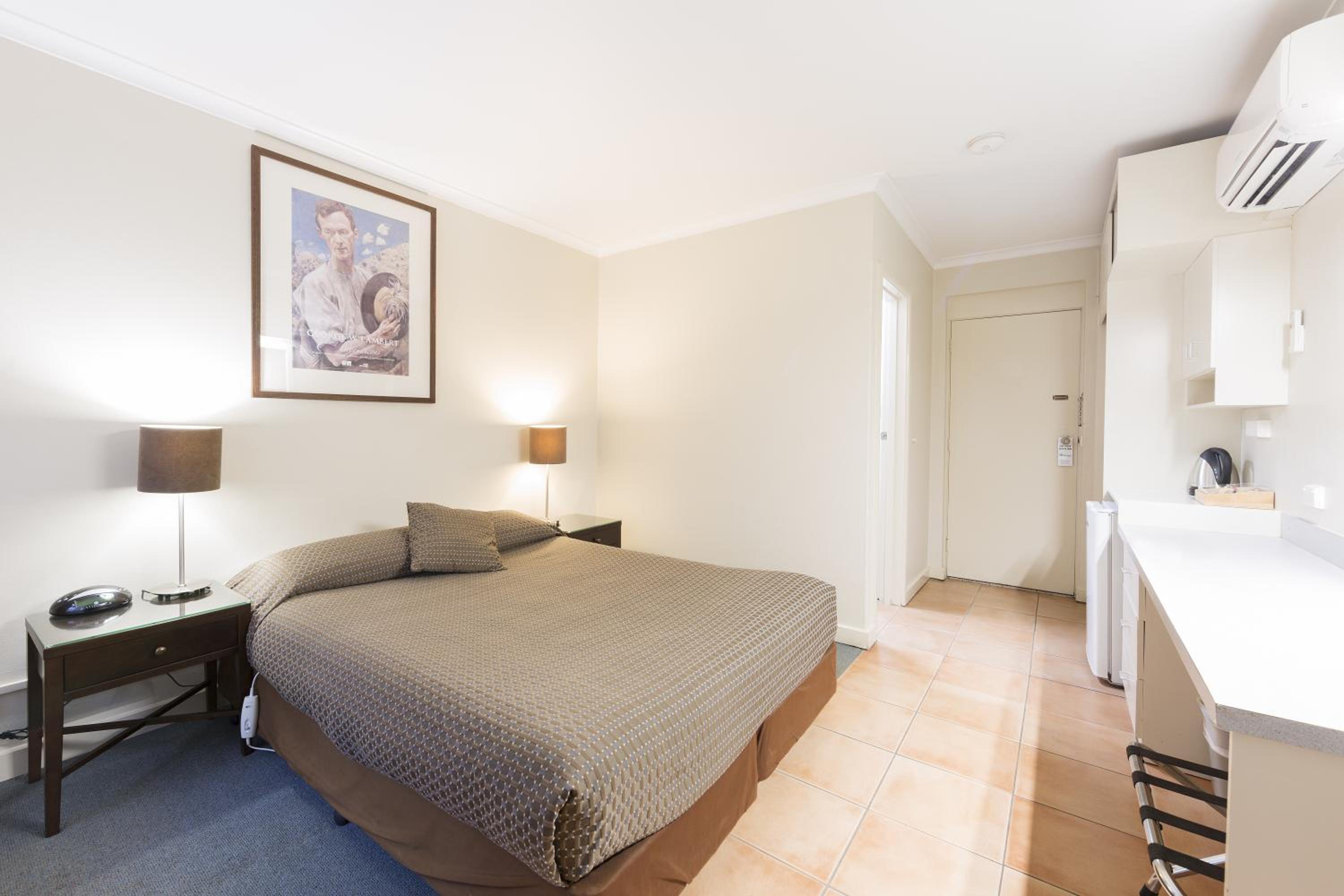 Queen Room - Photo 1