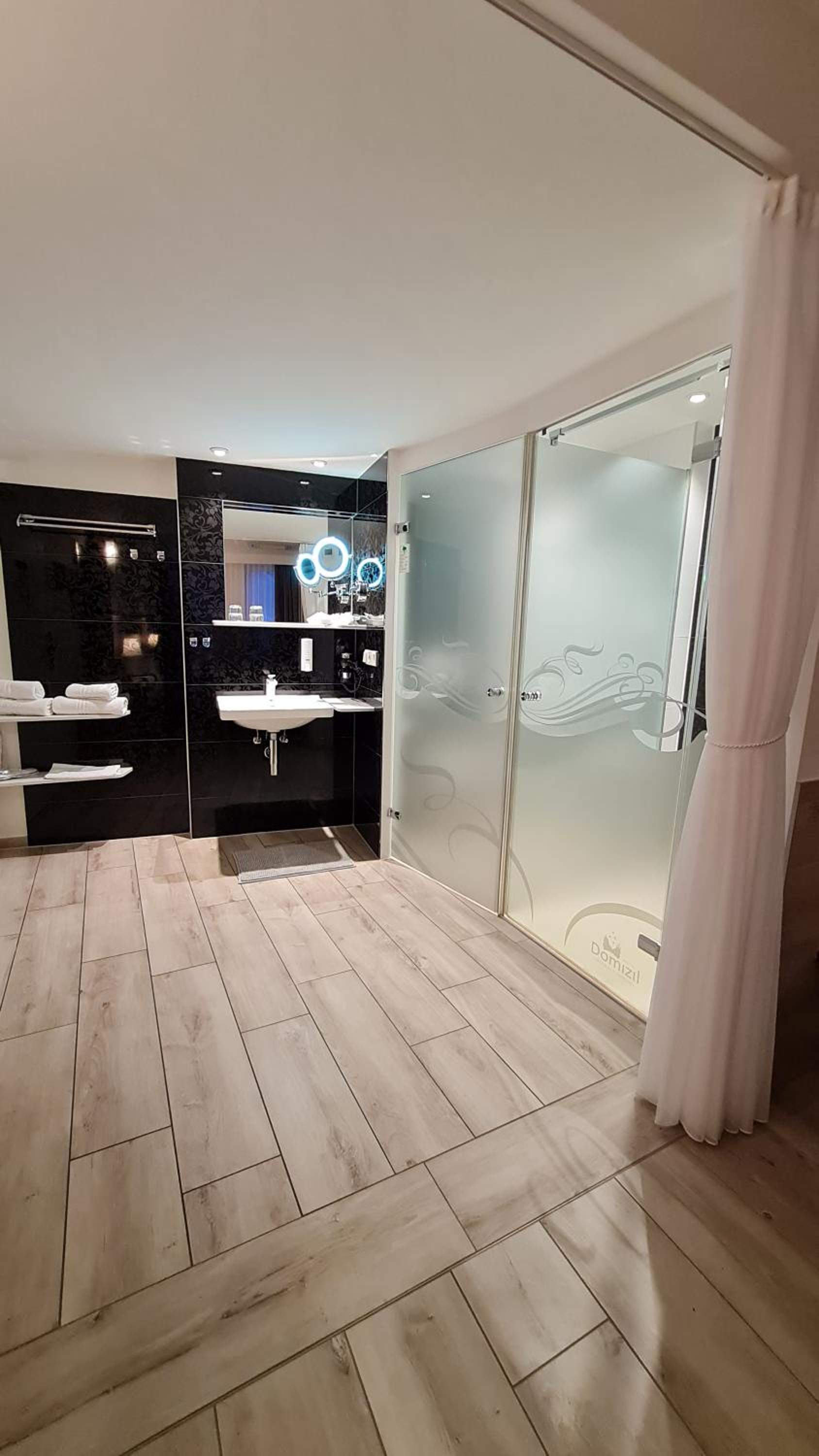 Premium Double Room - Photo 4