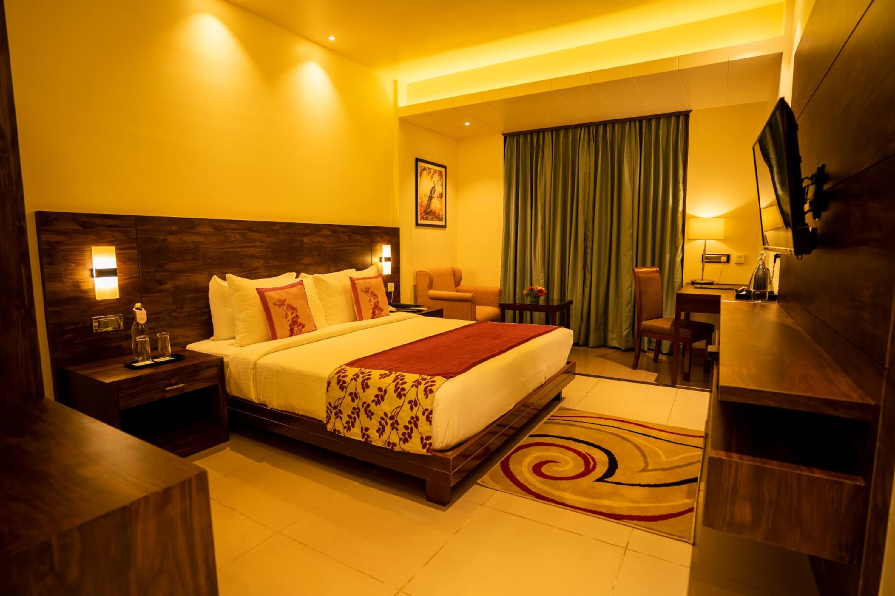 Deluxe Queen Room - Photo 3